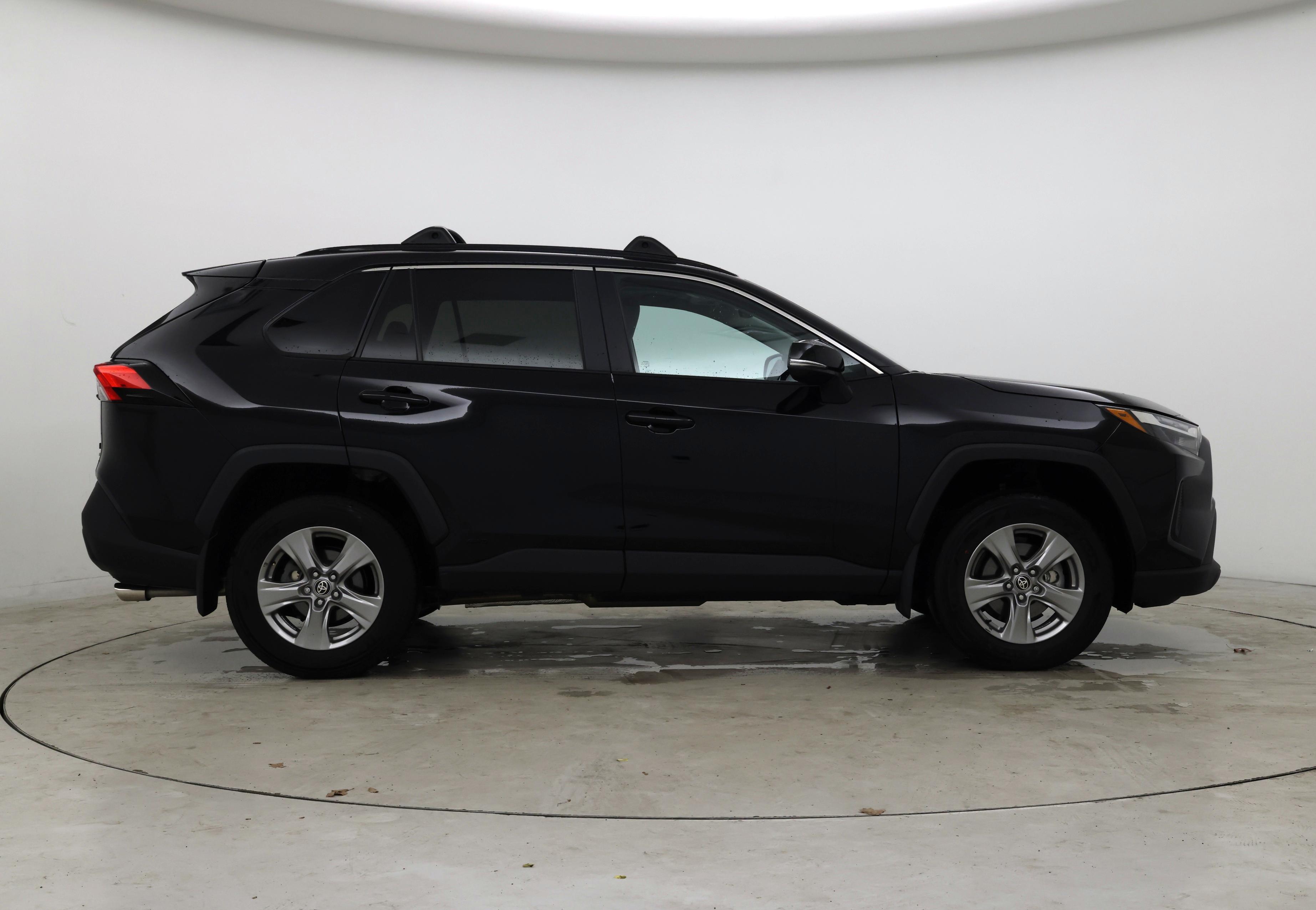 Thumbnail: 2025 Toyota RAV4 - 7