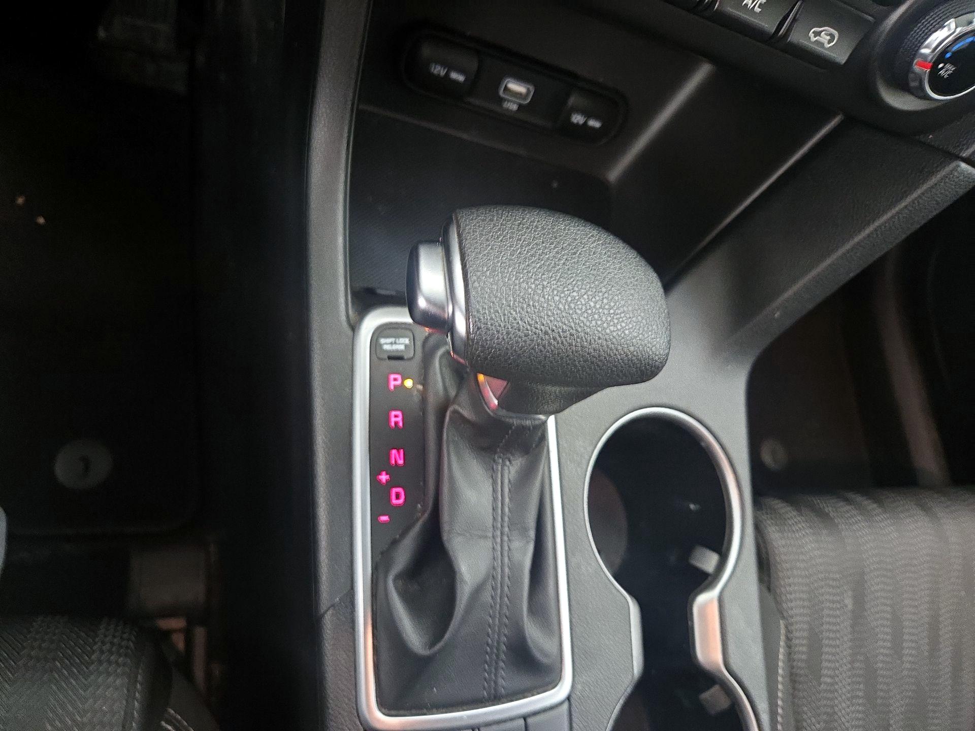 Thumbnail: 2020 Kia Sportage - 17