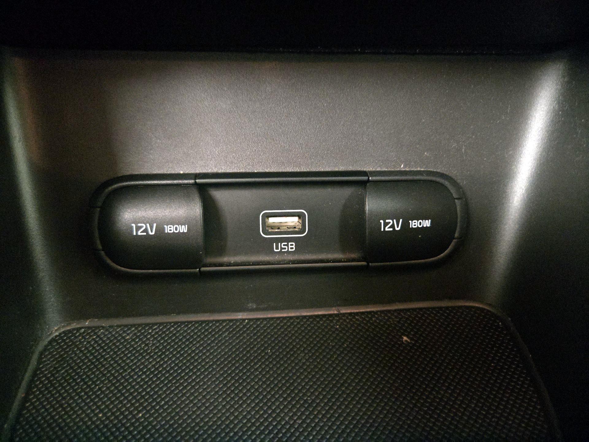 Thumbnail: 2020 Kia Sportage - 18