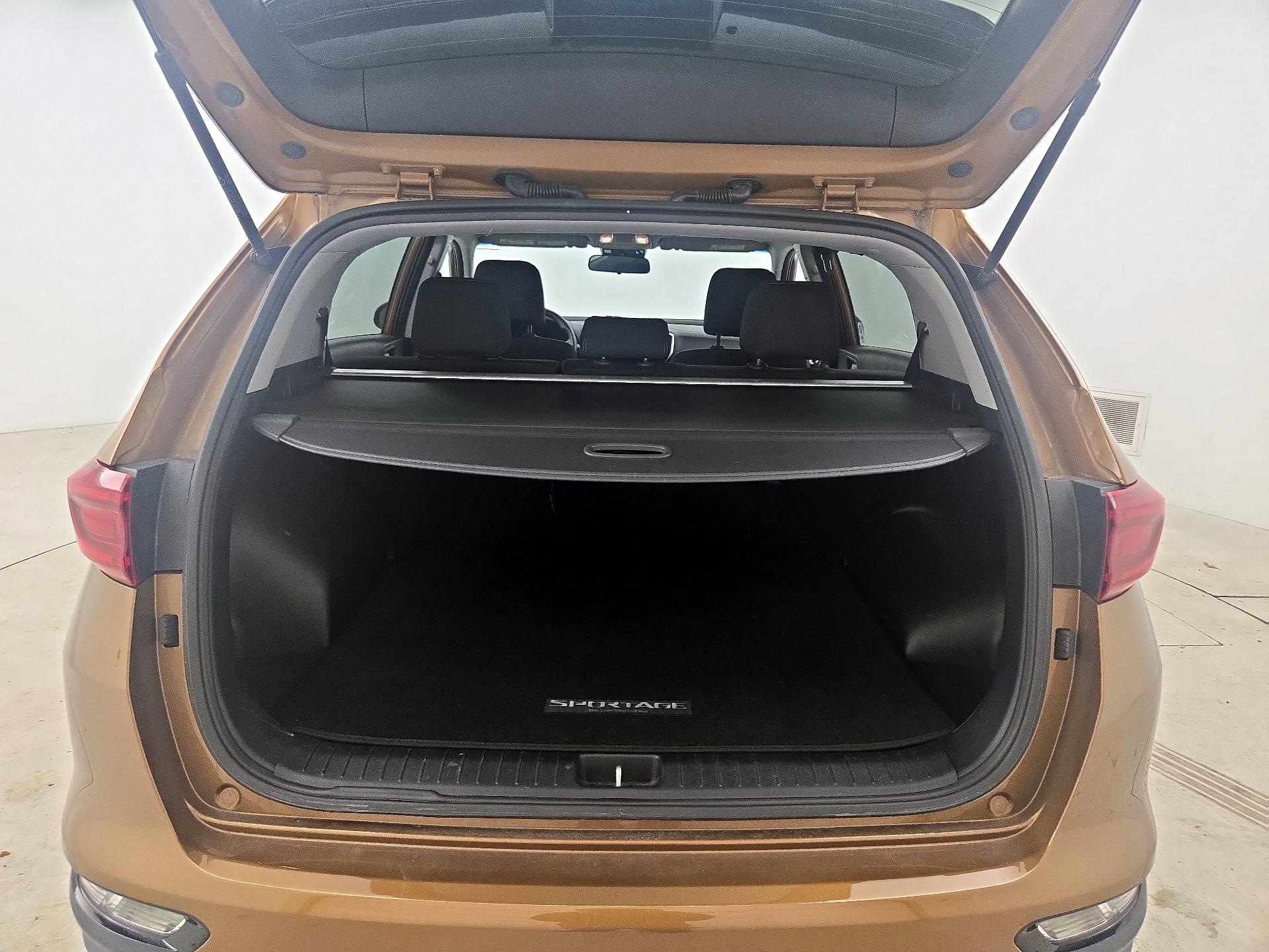 Thumbnail: 2020 Kia Sportage - 20