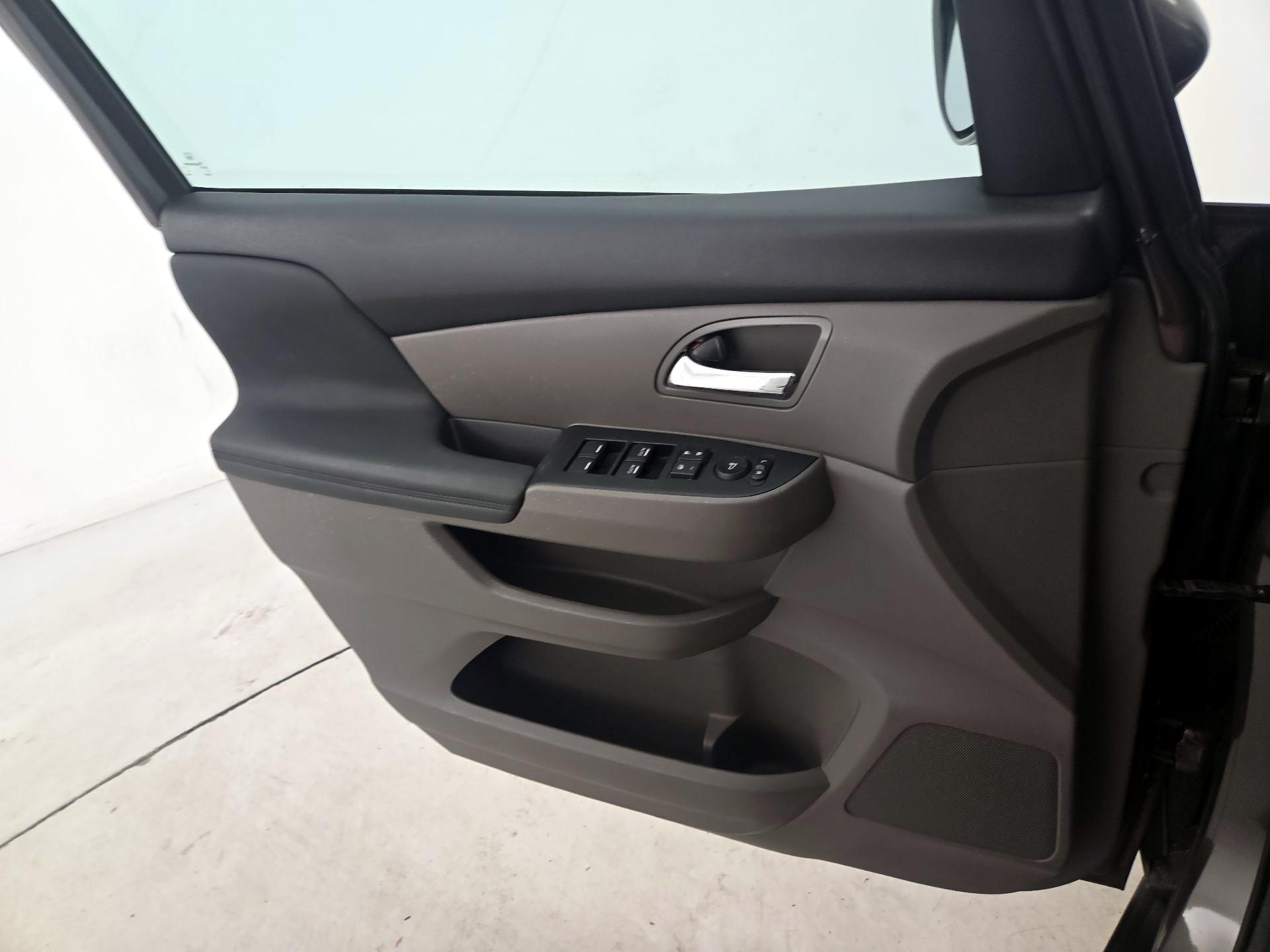 Thumbnail: 2014 Honda Odyssey - 12