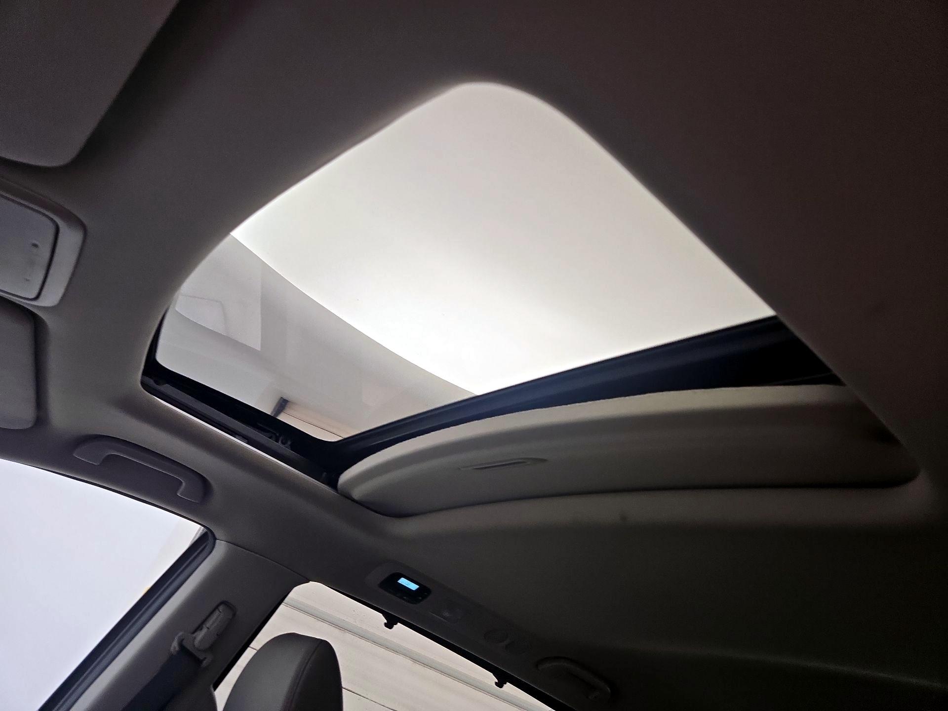 Thumbnail: 2014 Honda Odyssey - 19