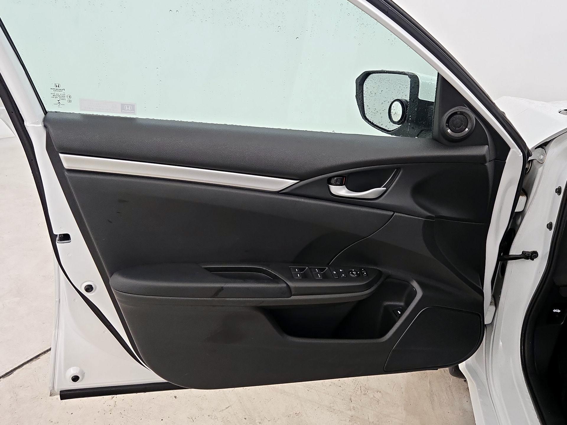 Thumbnail: 2019 Honda Civic - 12