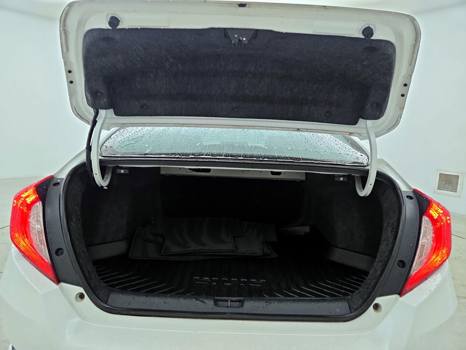 Thumbnail: 2019 Honda Civic - 20