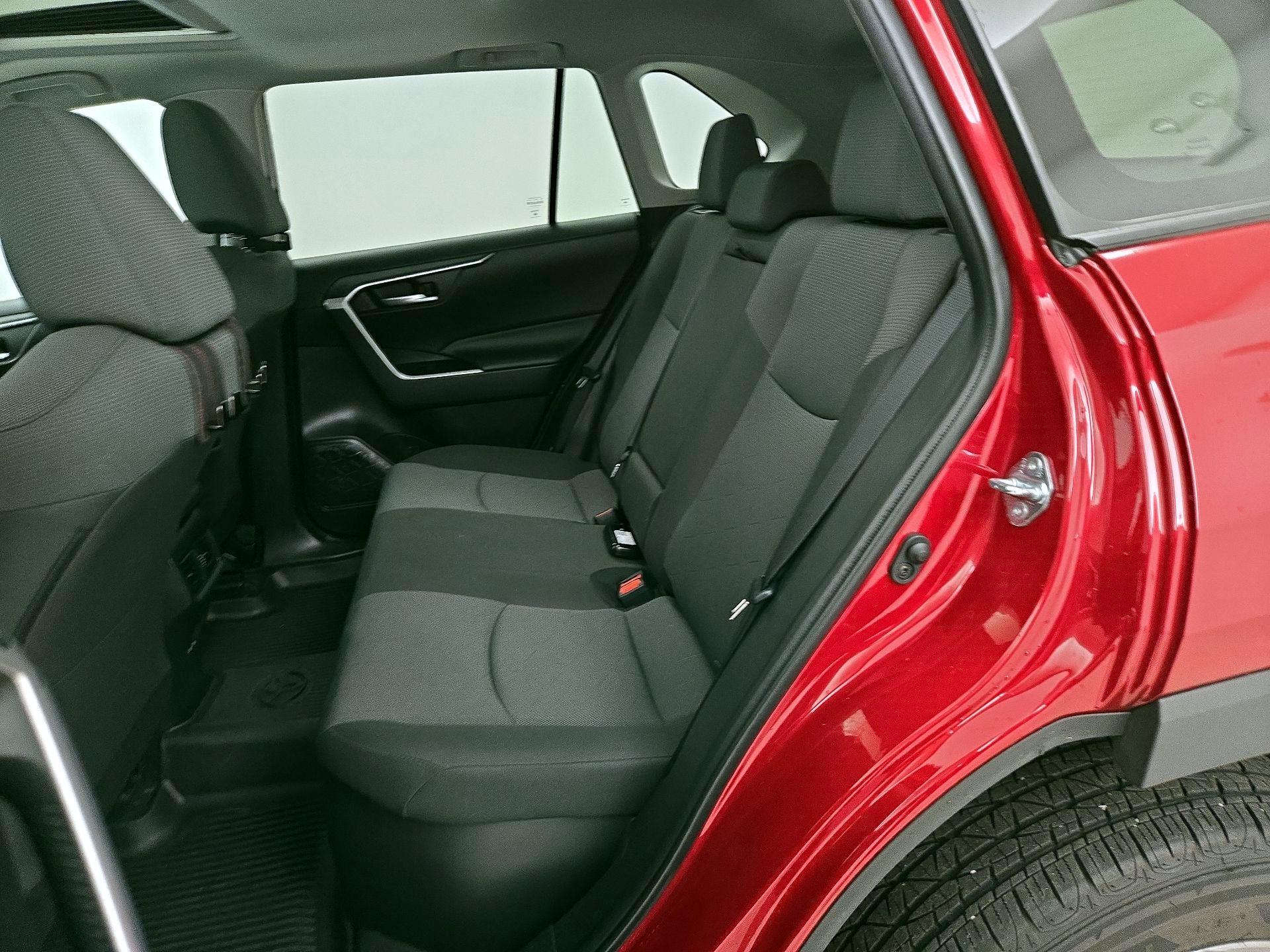 Thumbnail: 2025 Toyota RAV4 - 20