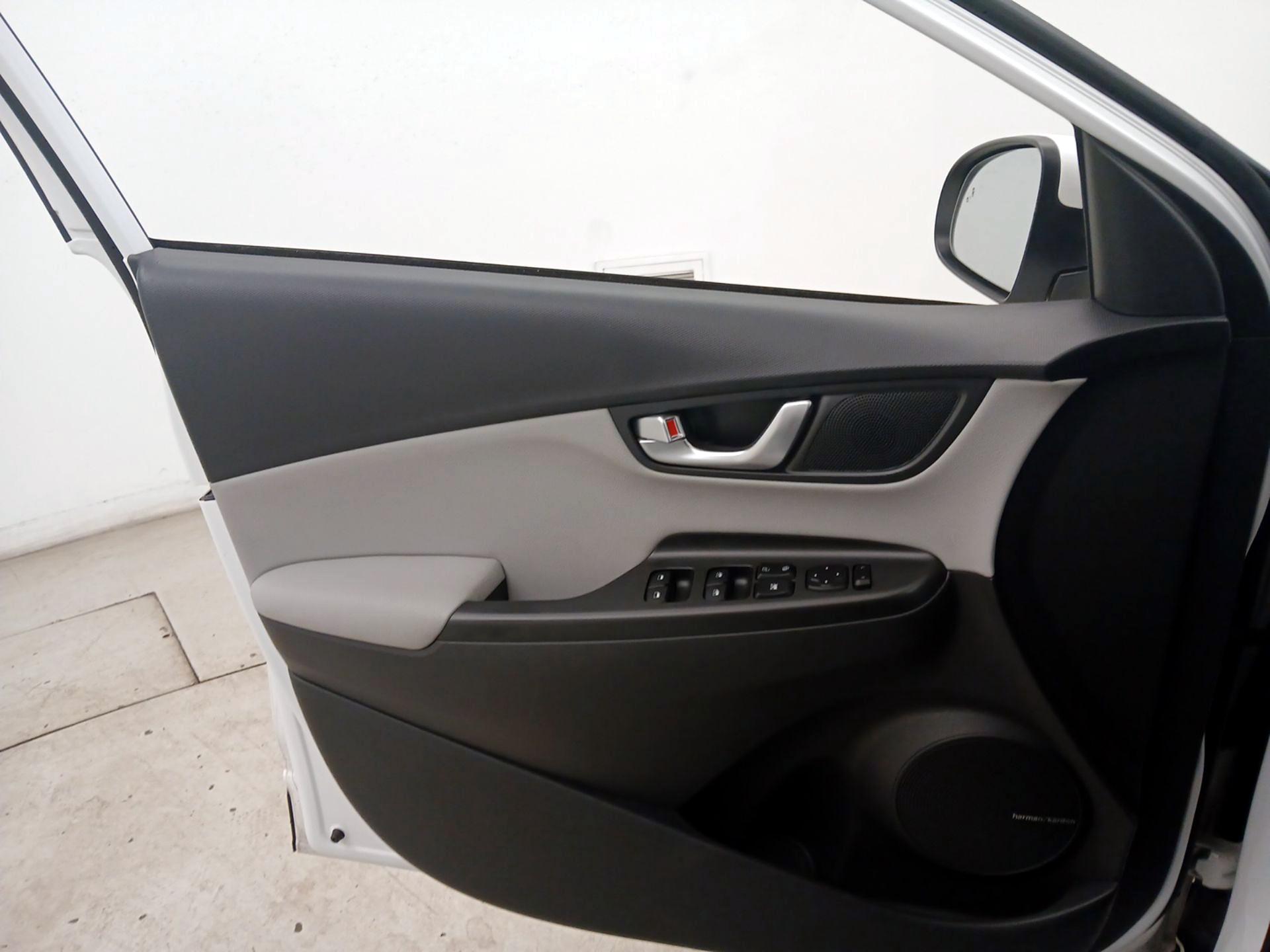 Thumbnail: 2023 Hyundai Kona - 12