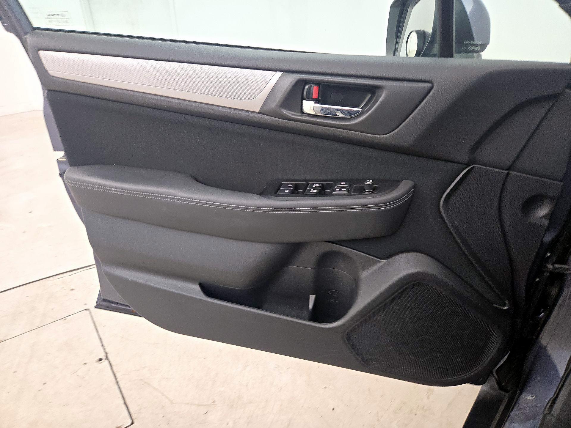 Thumbnail: 2017 Subaru Outback - 12