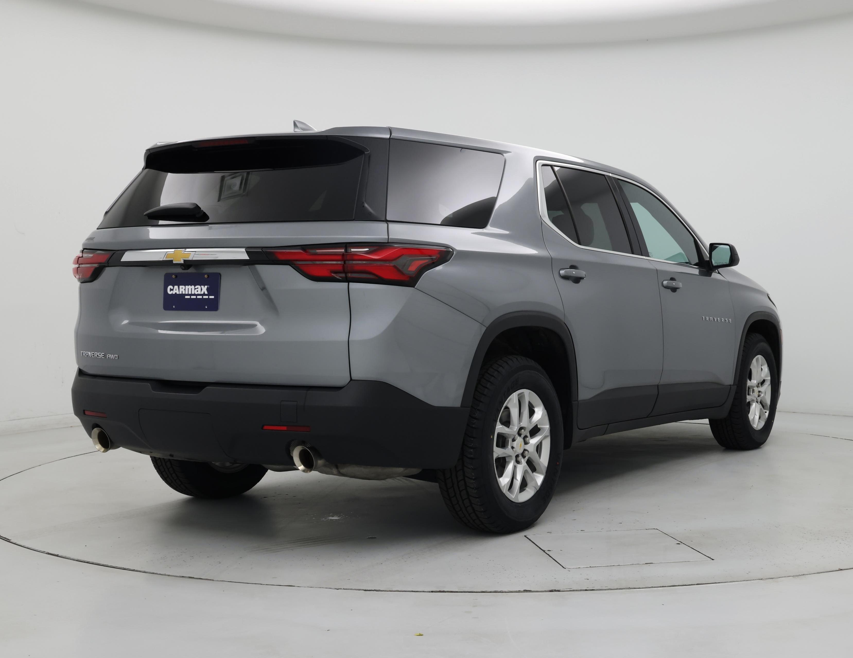 Thumbnail: 2023 Chevrolet Traverse - 8