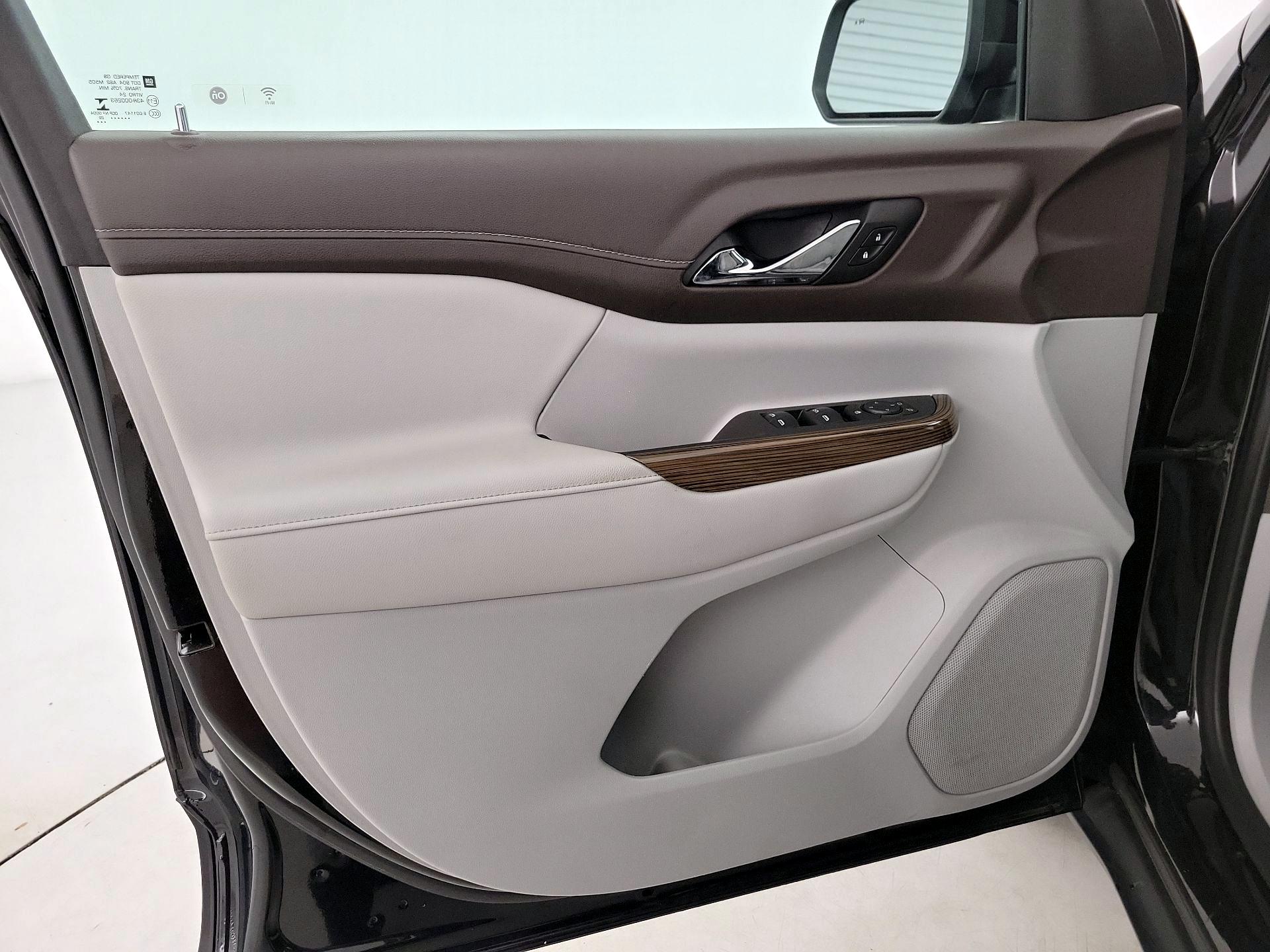 Thumbnail: 2022 GMC Acadia - 12