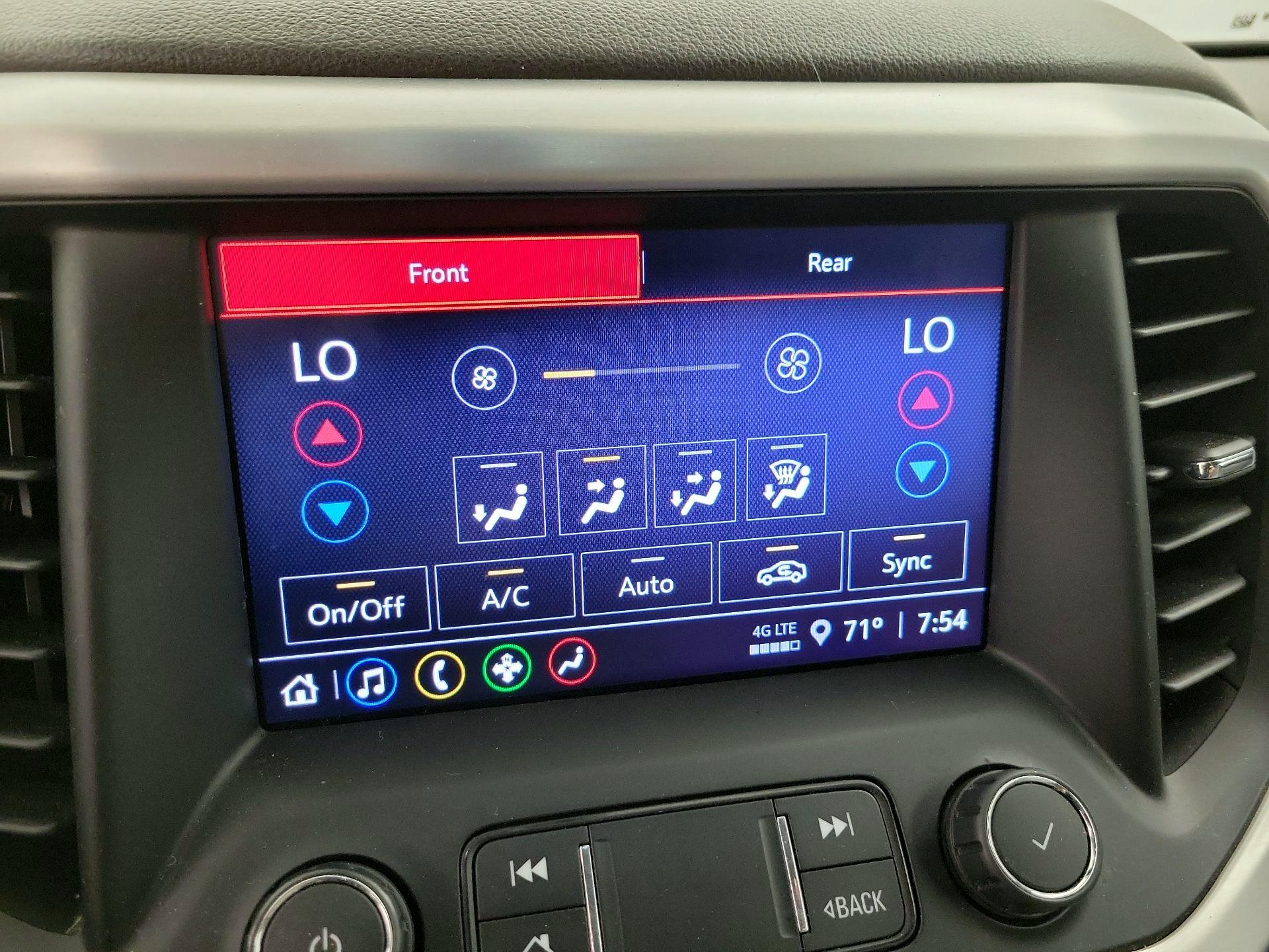 Thumbnail: 2022 GMC Acadia - 16