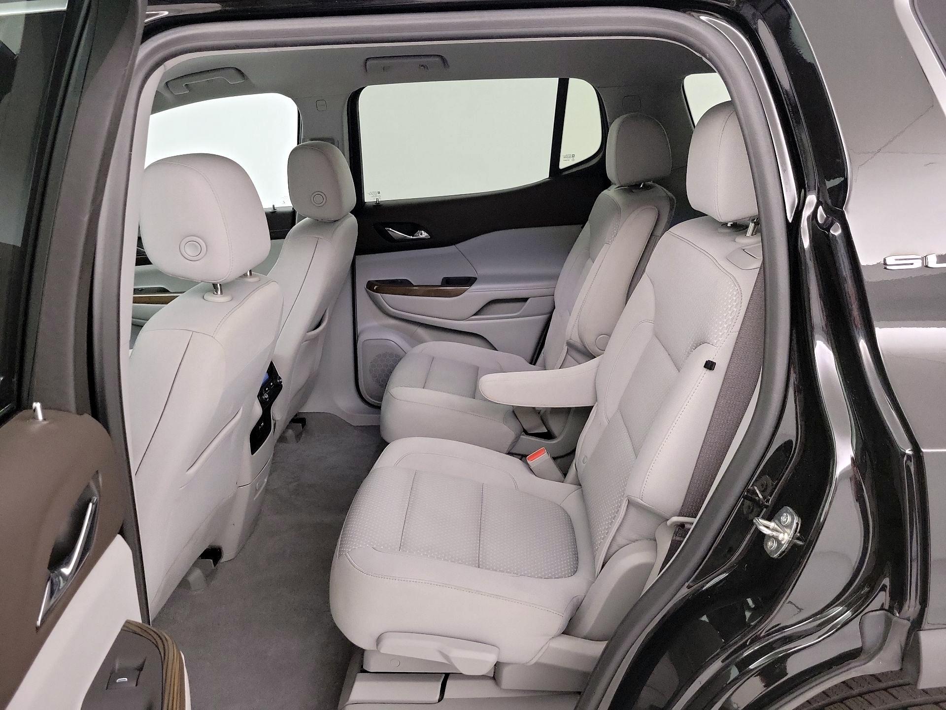 Thumbnail: 2022 GMC Acadia - 19