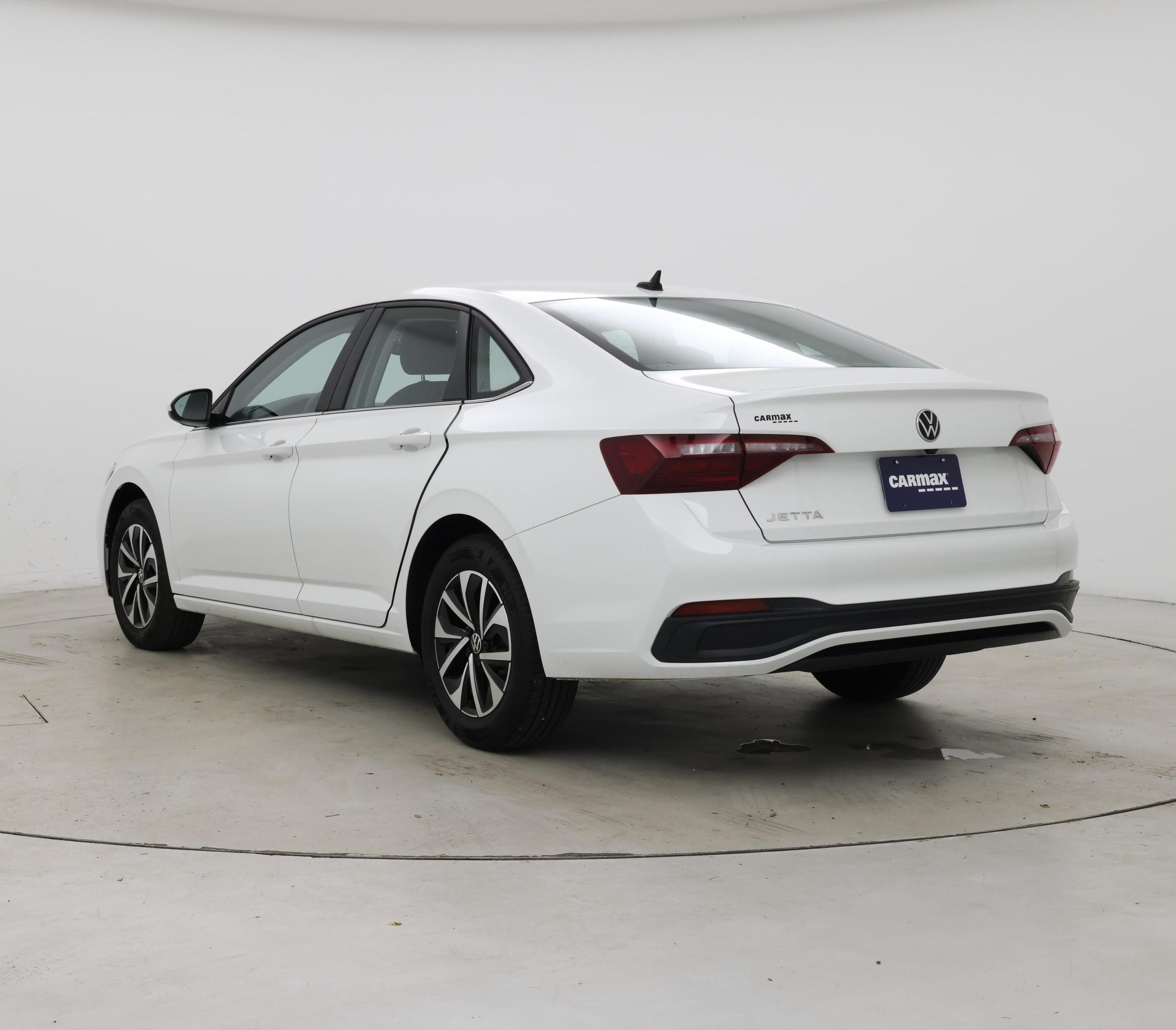 Thumbnail: 2024 Volkswagen Jetta - 2