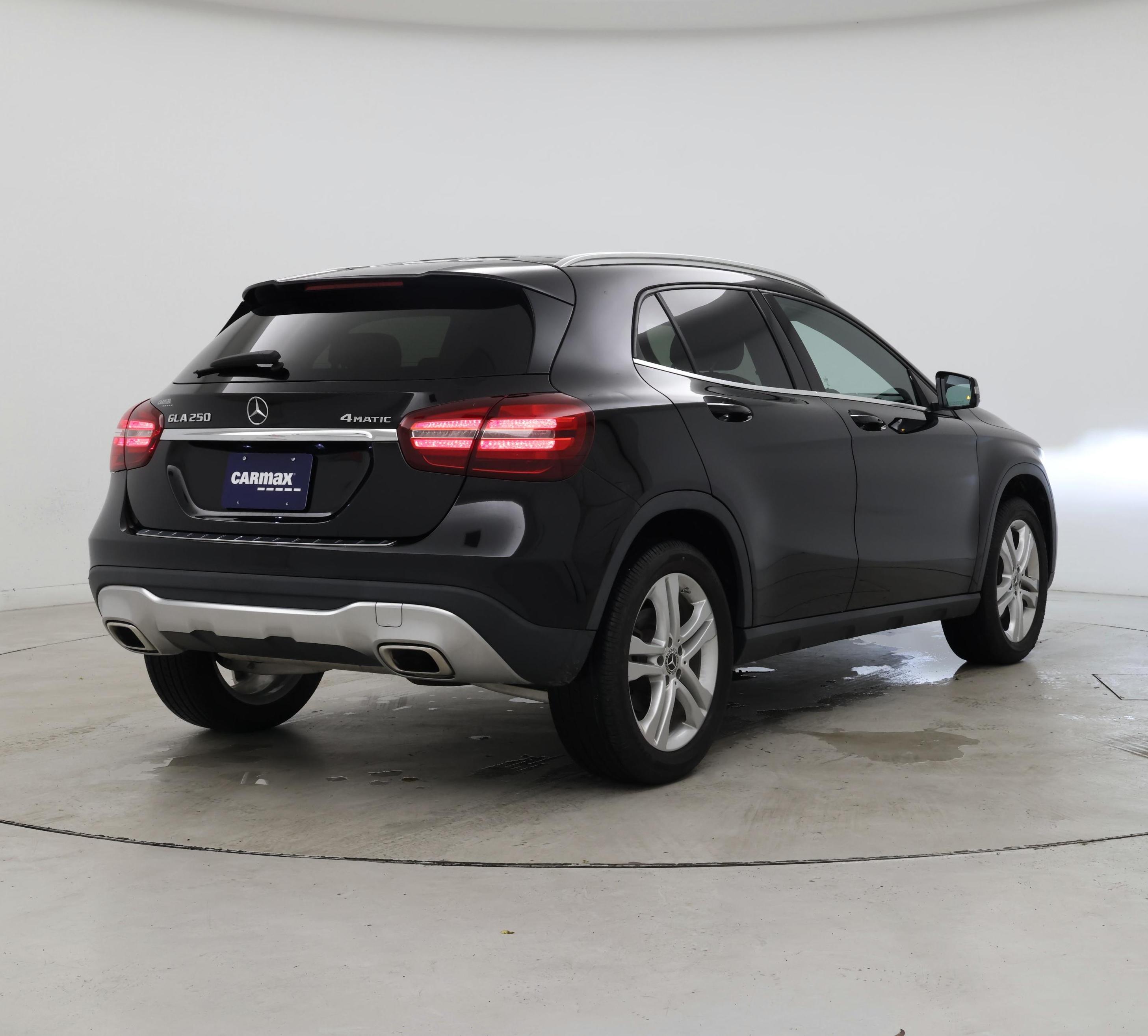 Thumbnail: 2020 Mercedes-Benz GLA - 8