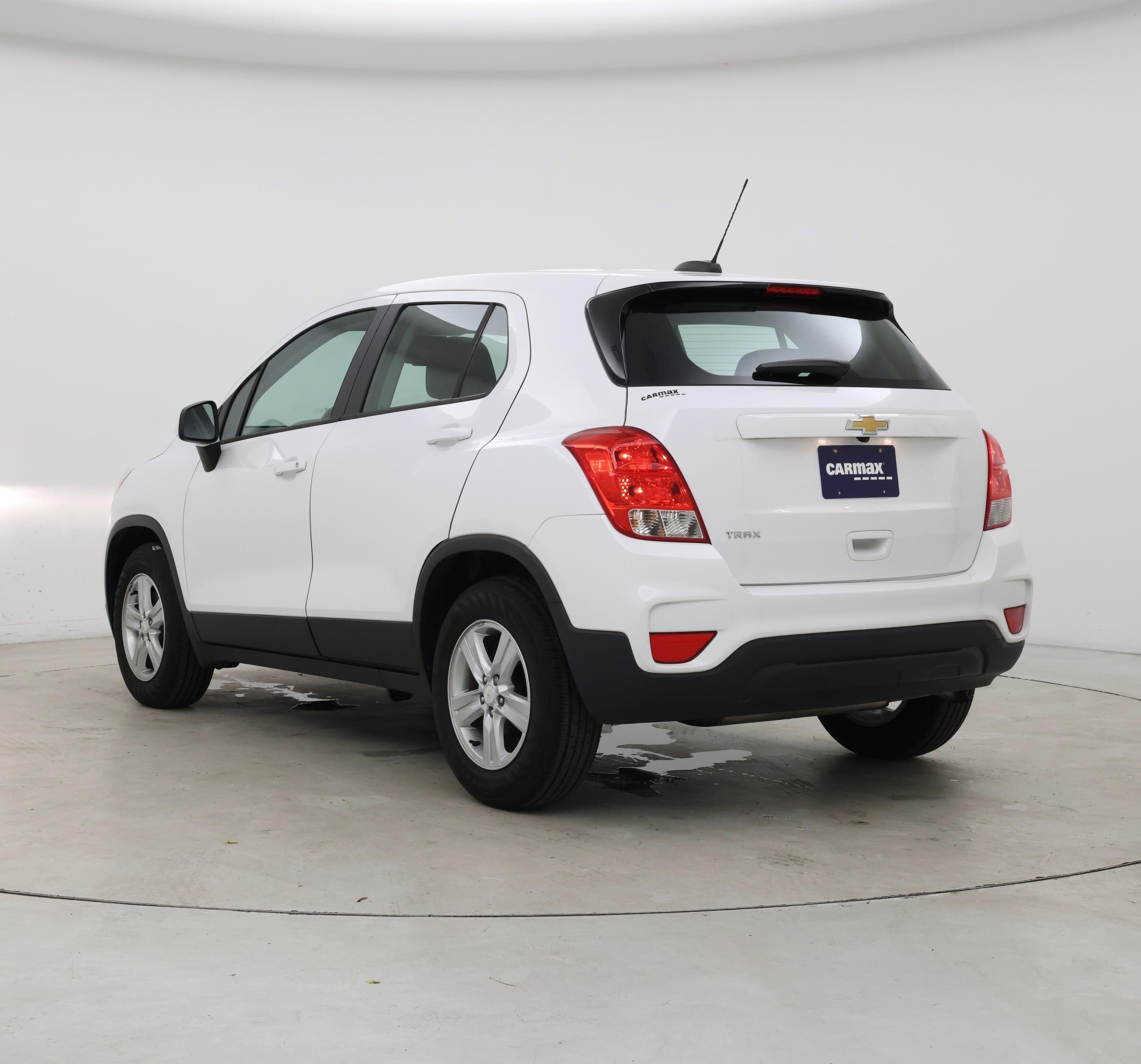 Thumbnail: 2020 Chevrolet Trax - 2