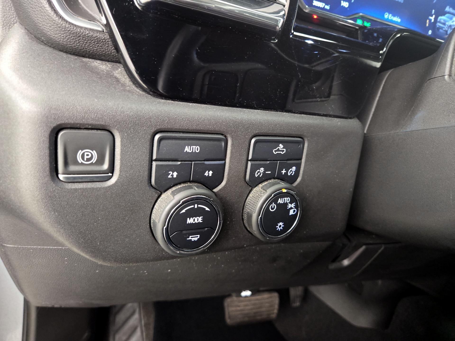 Thumbnail: 2023 Chevrolet Silverado 1500 - 13