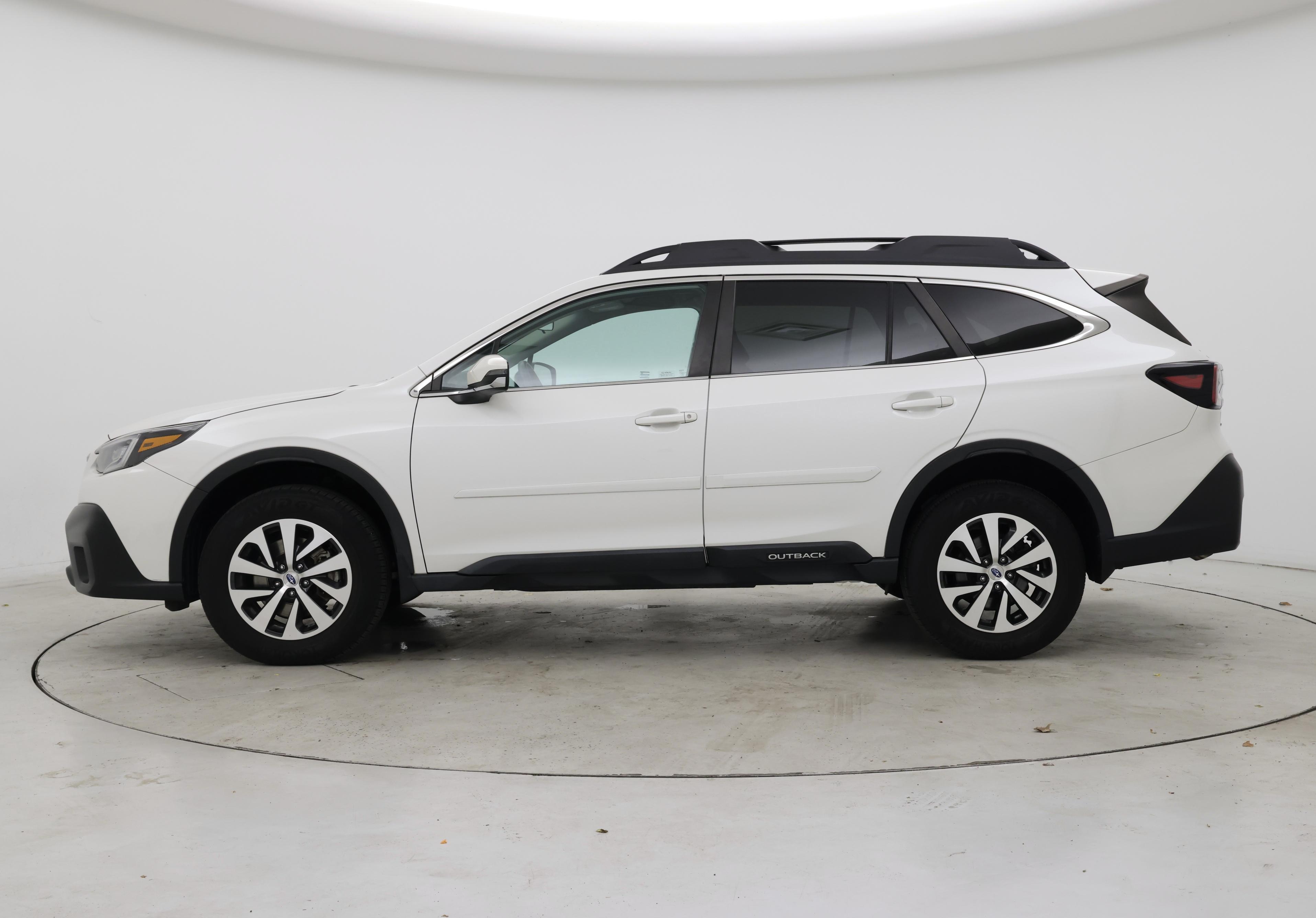 Thumbnail: 2022 Subaru Outback - 3