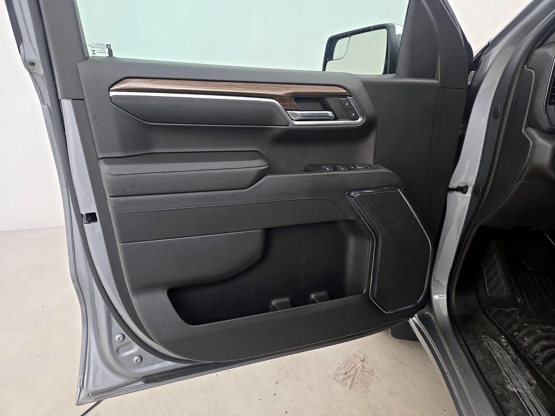 Thumbnail: 2023 Chevrolet Silverado 1500 - 12