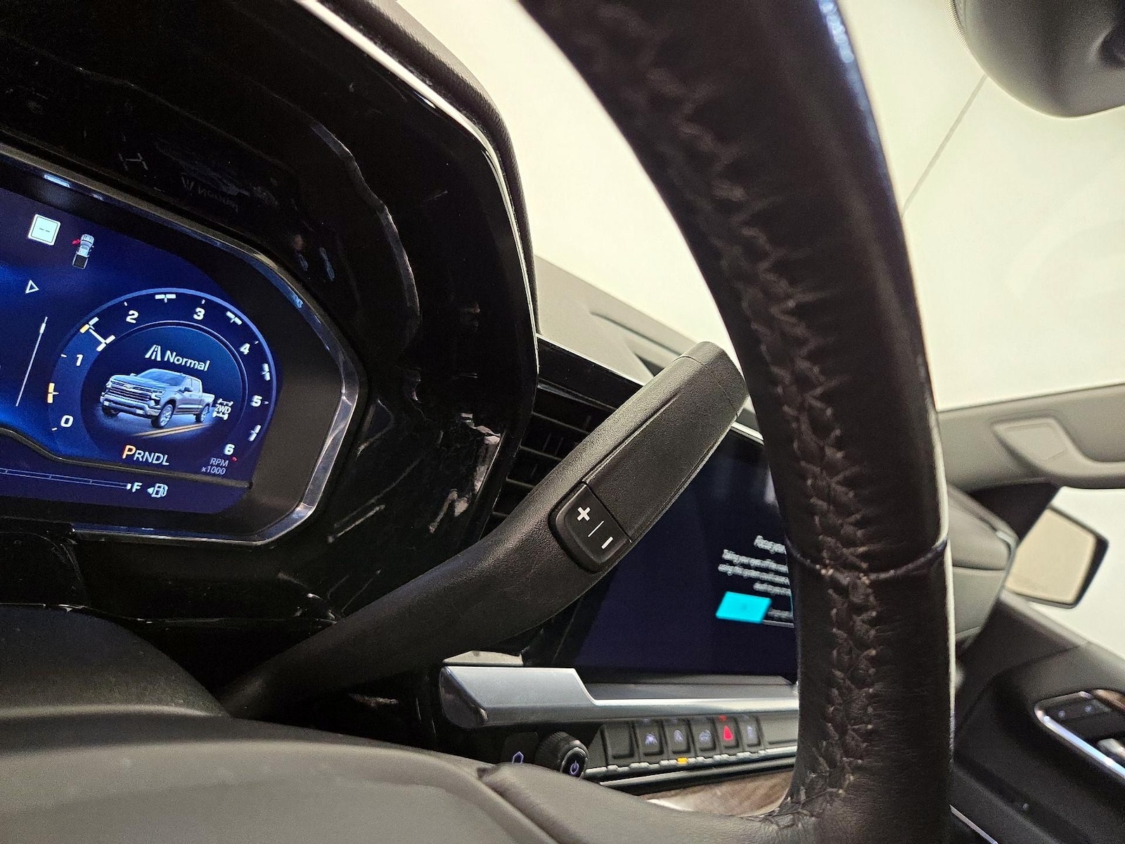 2022 Chevrolet Silverado 1500 LT - Photo 18