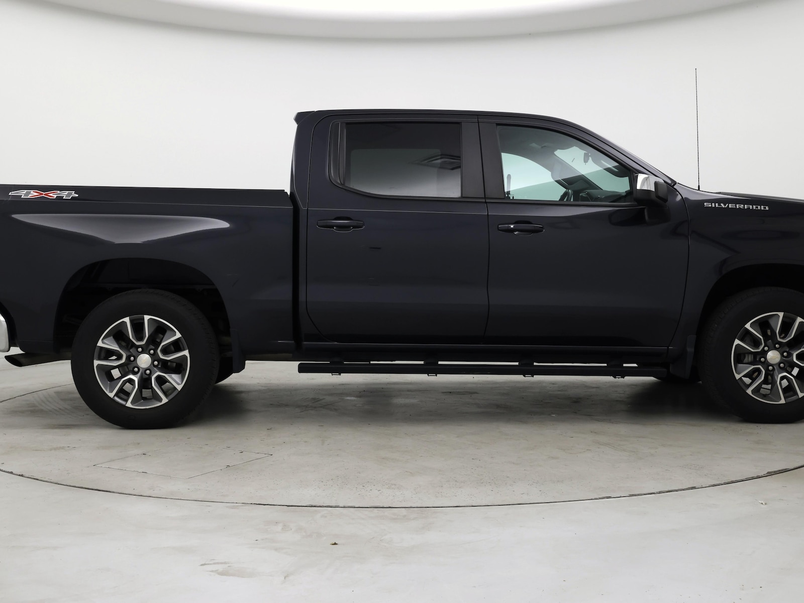2022 Chevrolet Silverado 1500 LT - Photo 8