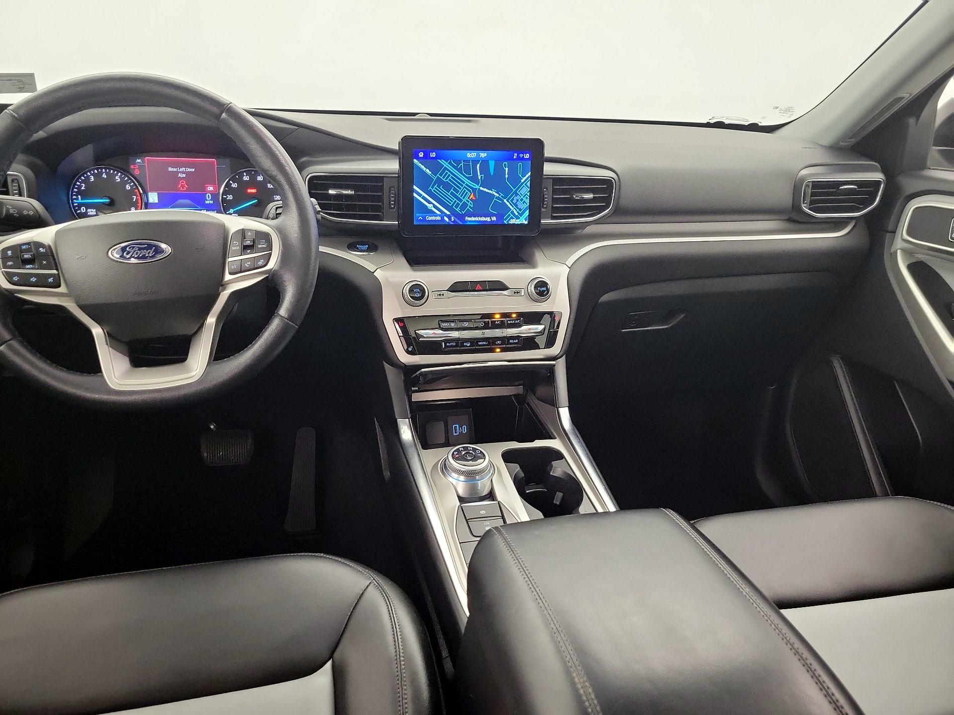 Thumbnail: 2022 Ford Explorer - 9