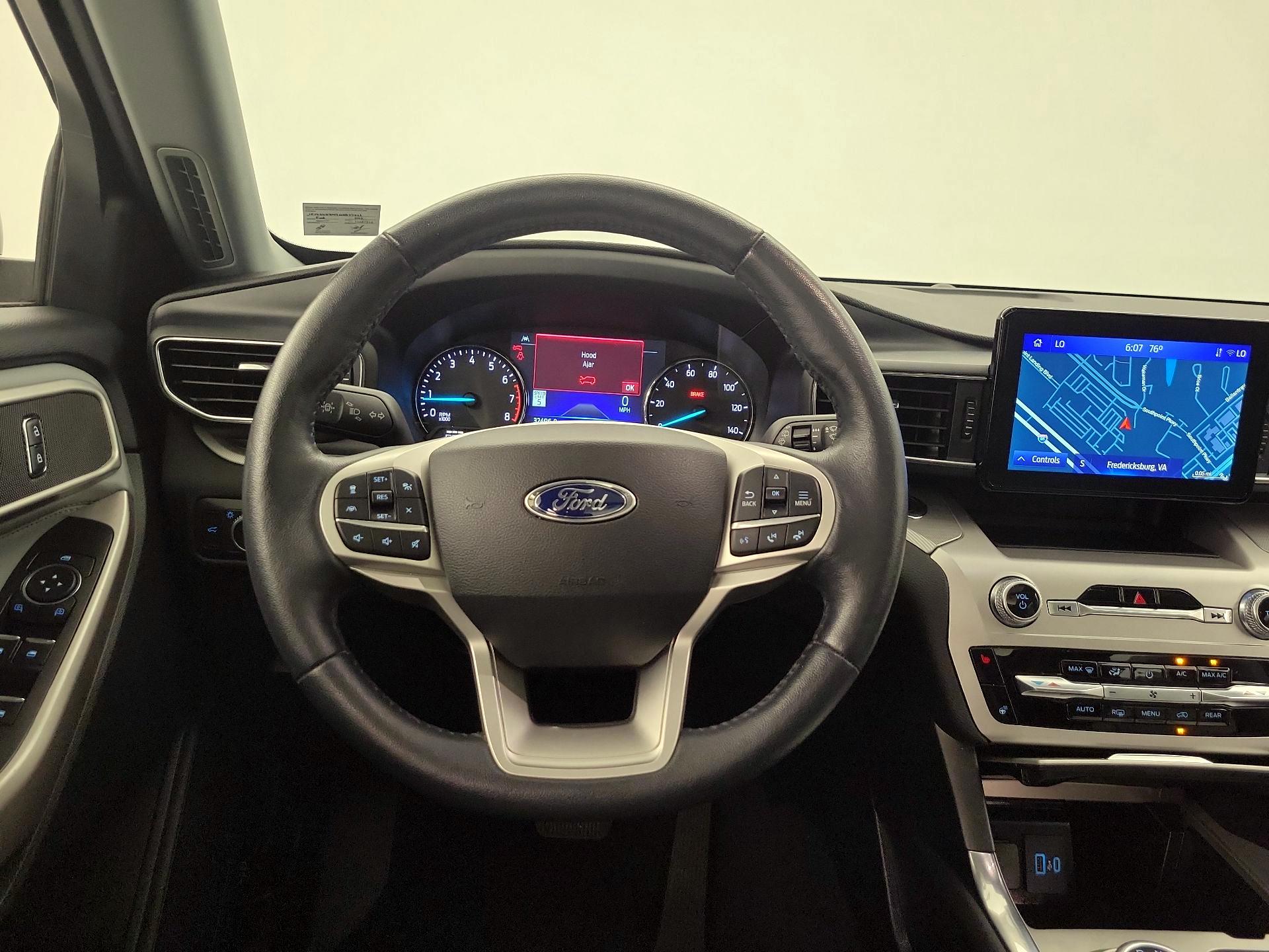 Thumbnail: 2022 Ford Explorer - 10