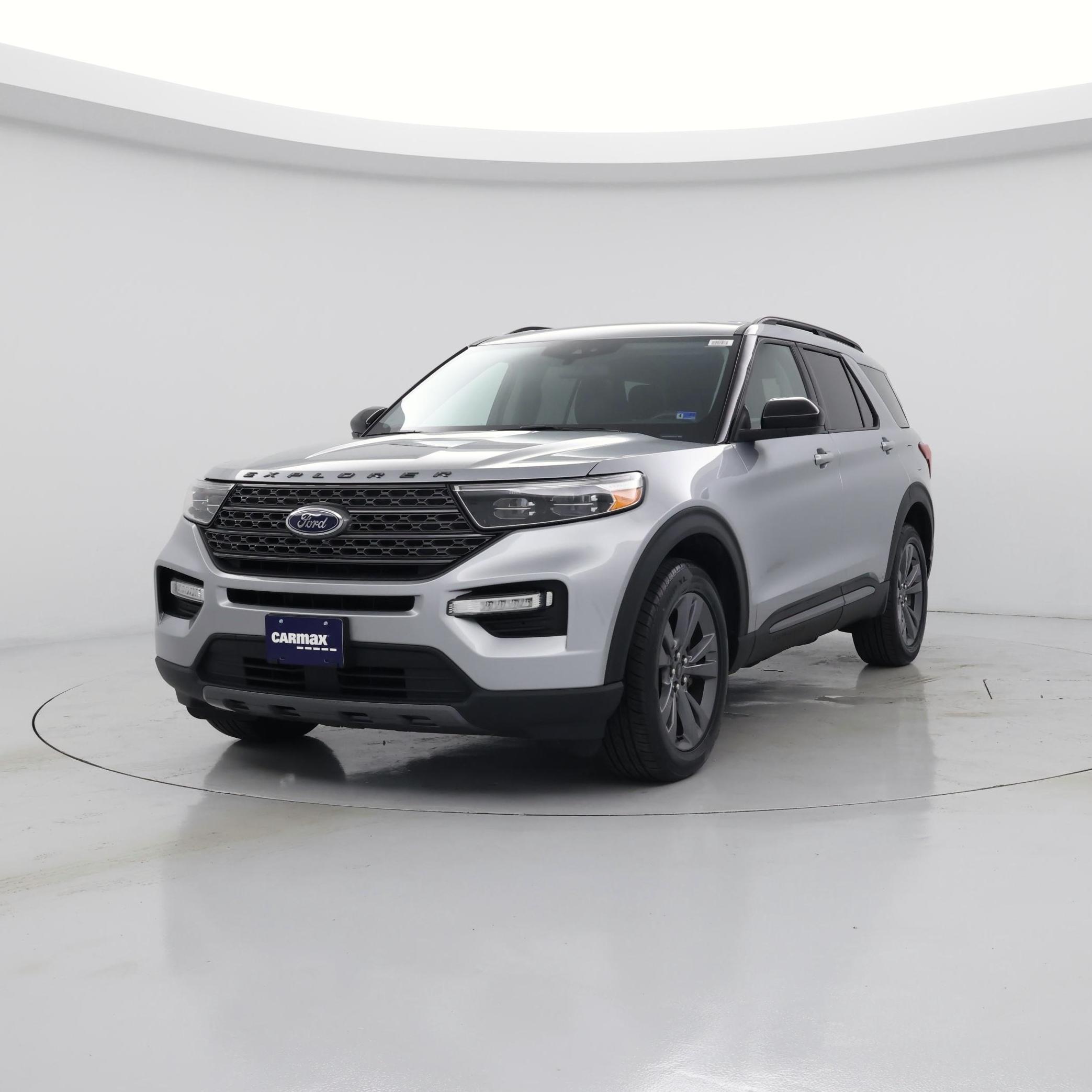Thumbnail: 2022 Ford Explorer - 4