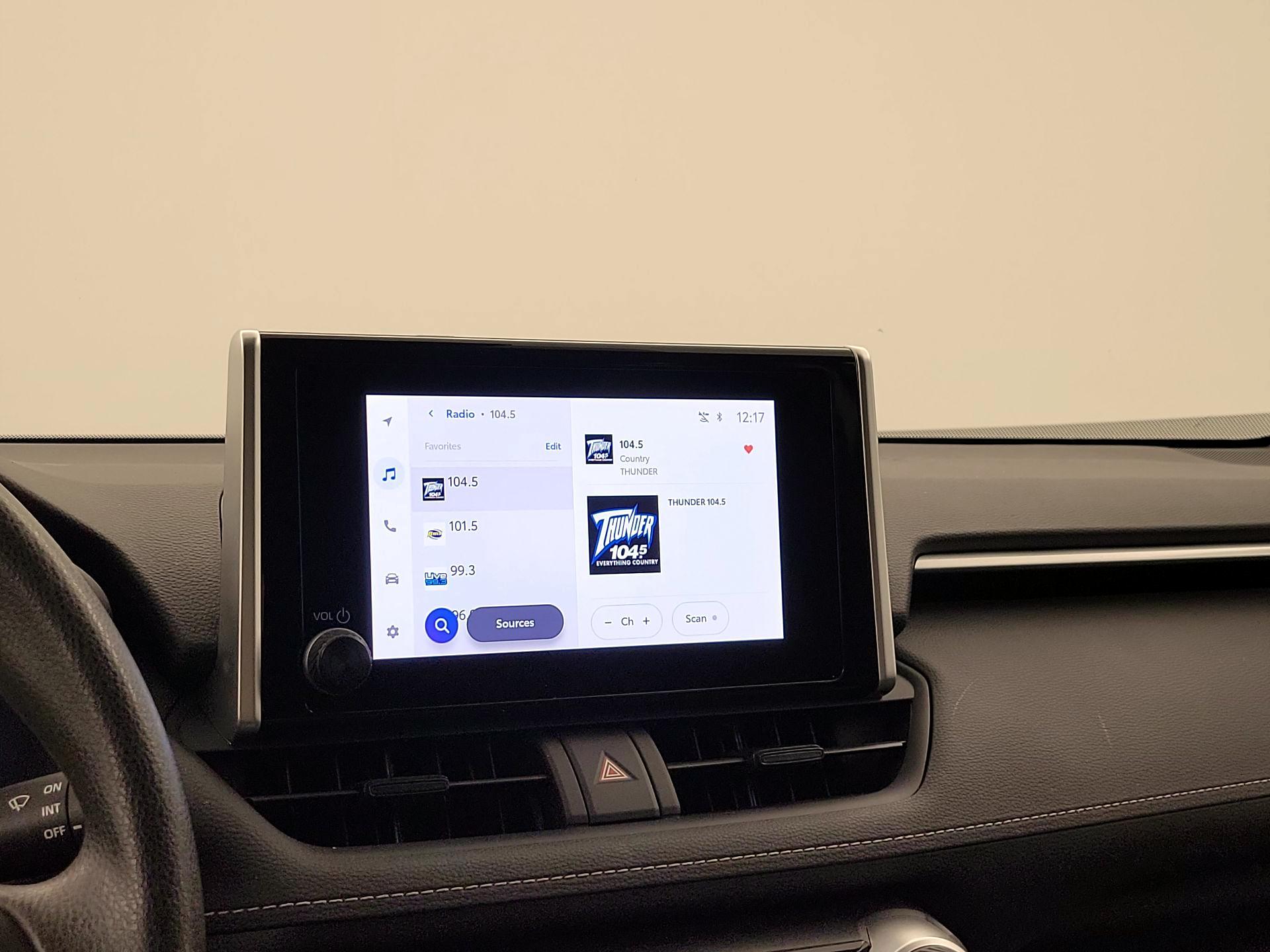 Thumbnail: 2024 Toyota RAV4 - 15