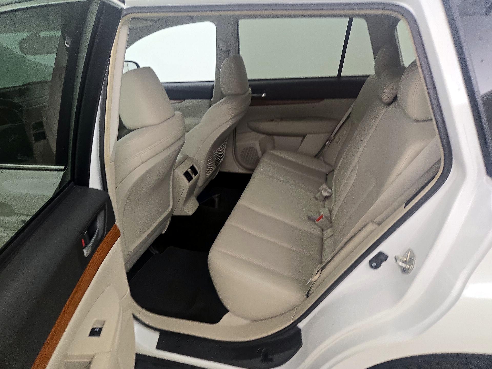 Thumbnail: 2014 Subaru Outback - 20