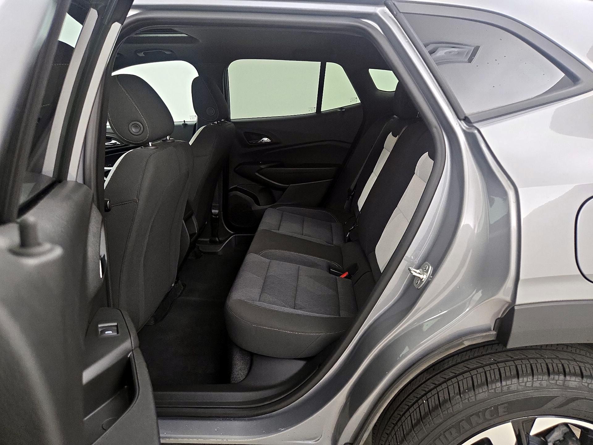 Thumbnail: 2024 Chevrolet Trax - 20