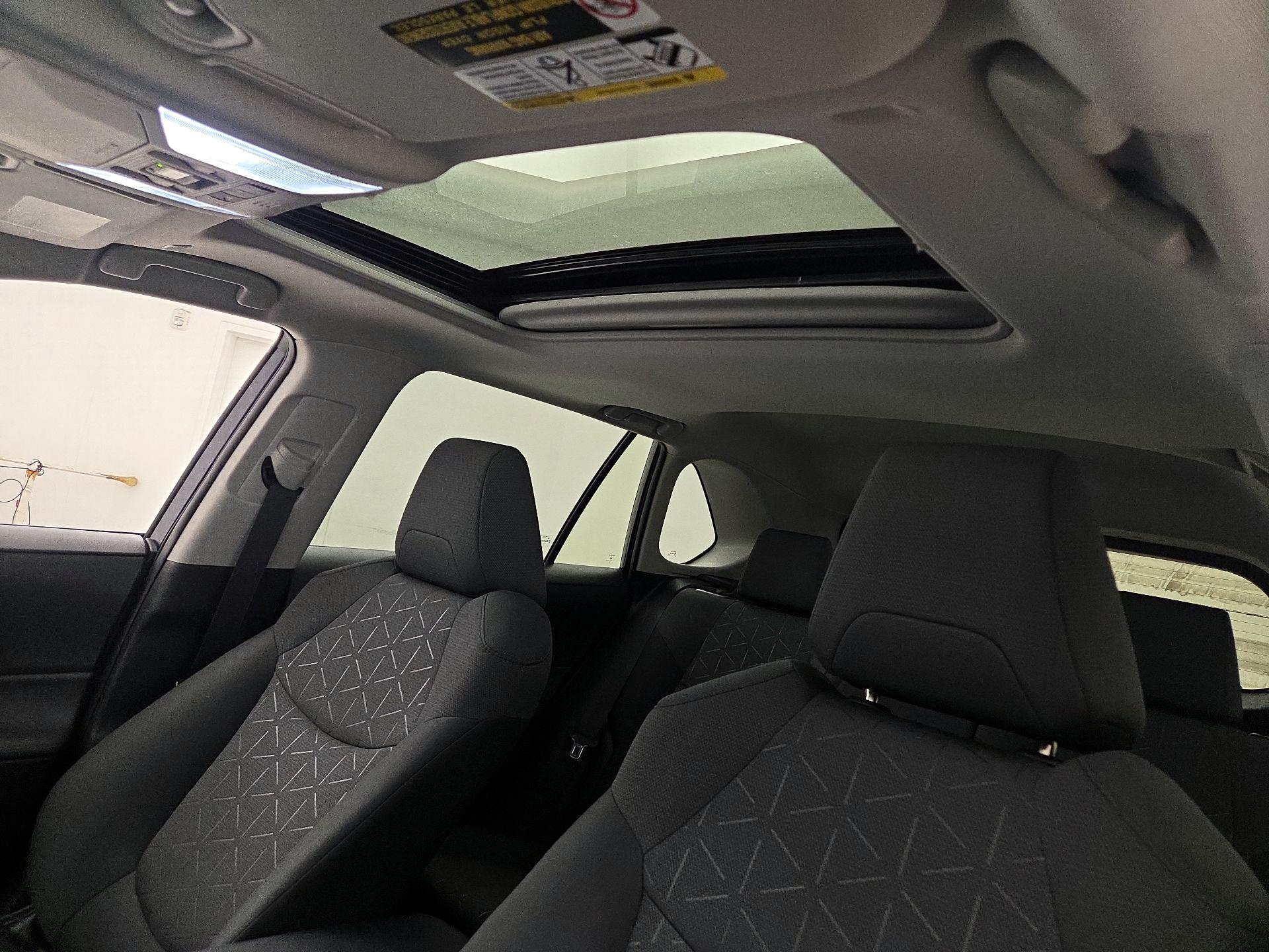 Thumbnail: 2023 Toyota RAV4 - 19