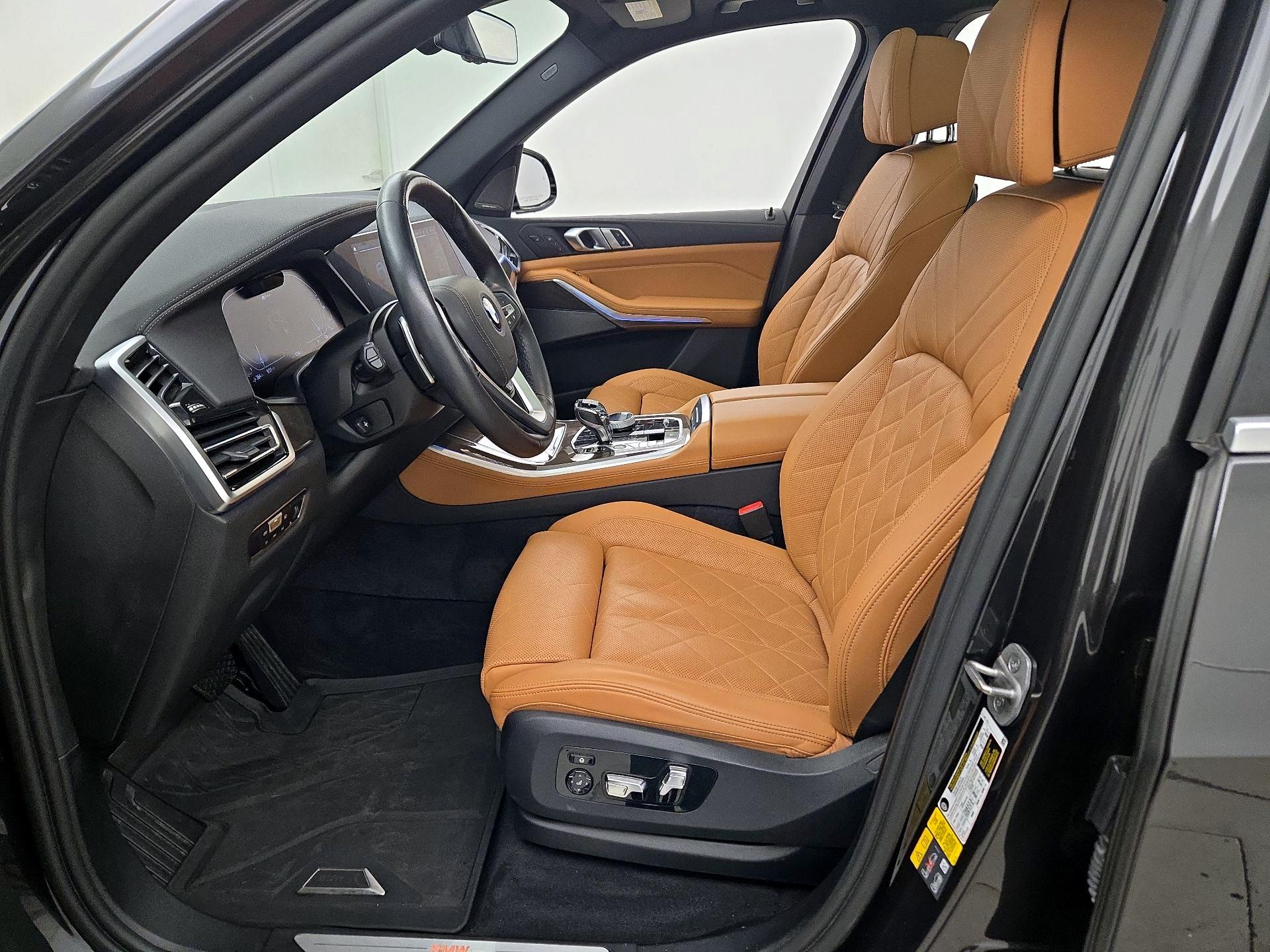 Thumbnail: 2023 BMW X5 - 11