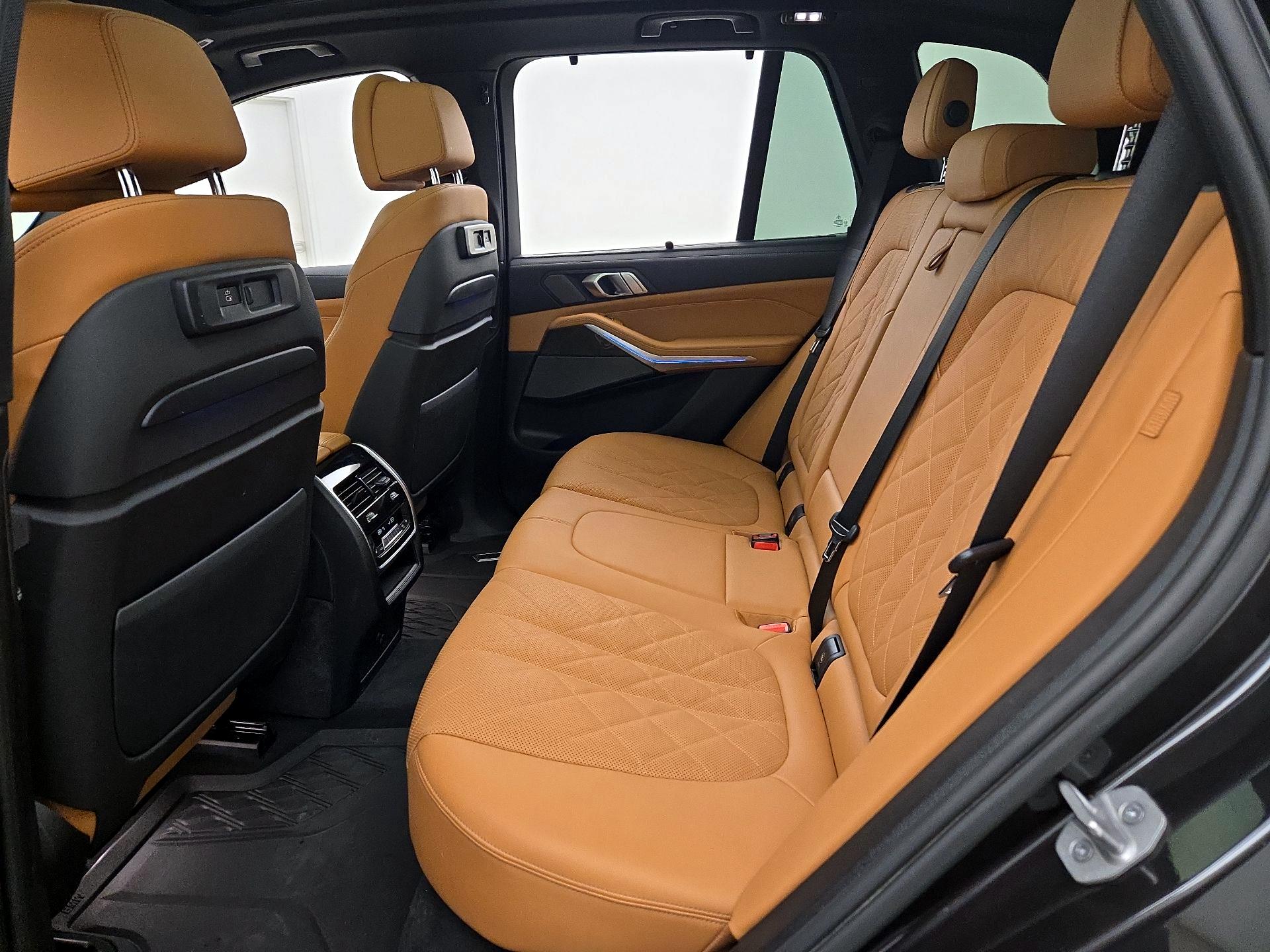 Thumbnail: 2023 BMW X5 - 19