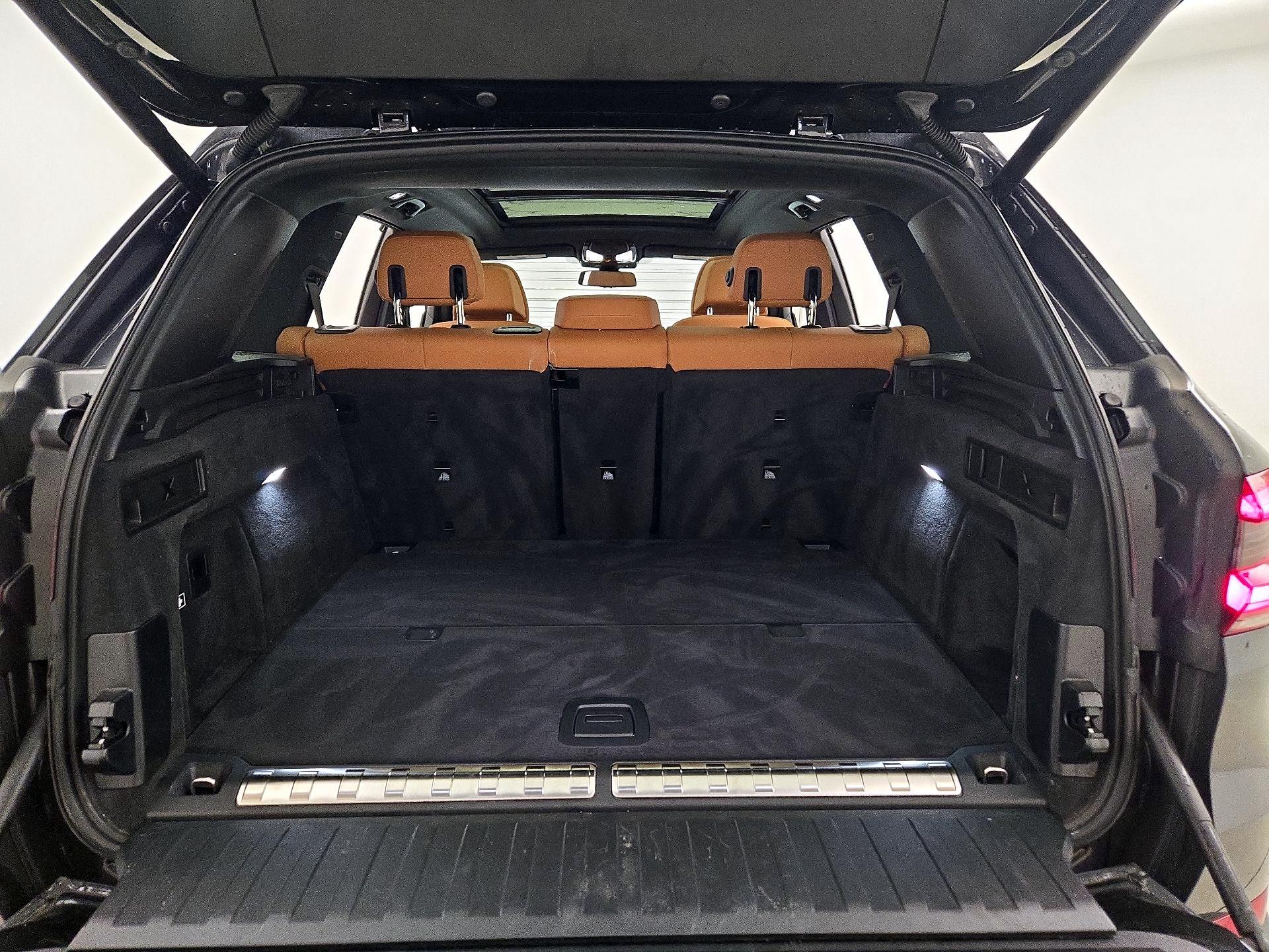 Thumbnail: 2023 BMW X5 - 20