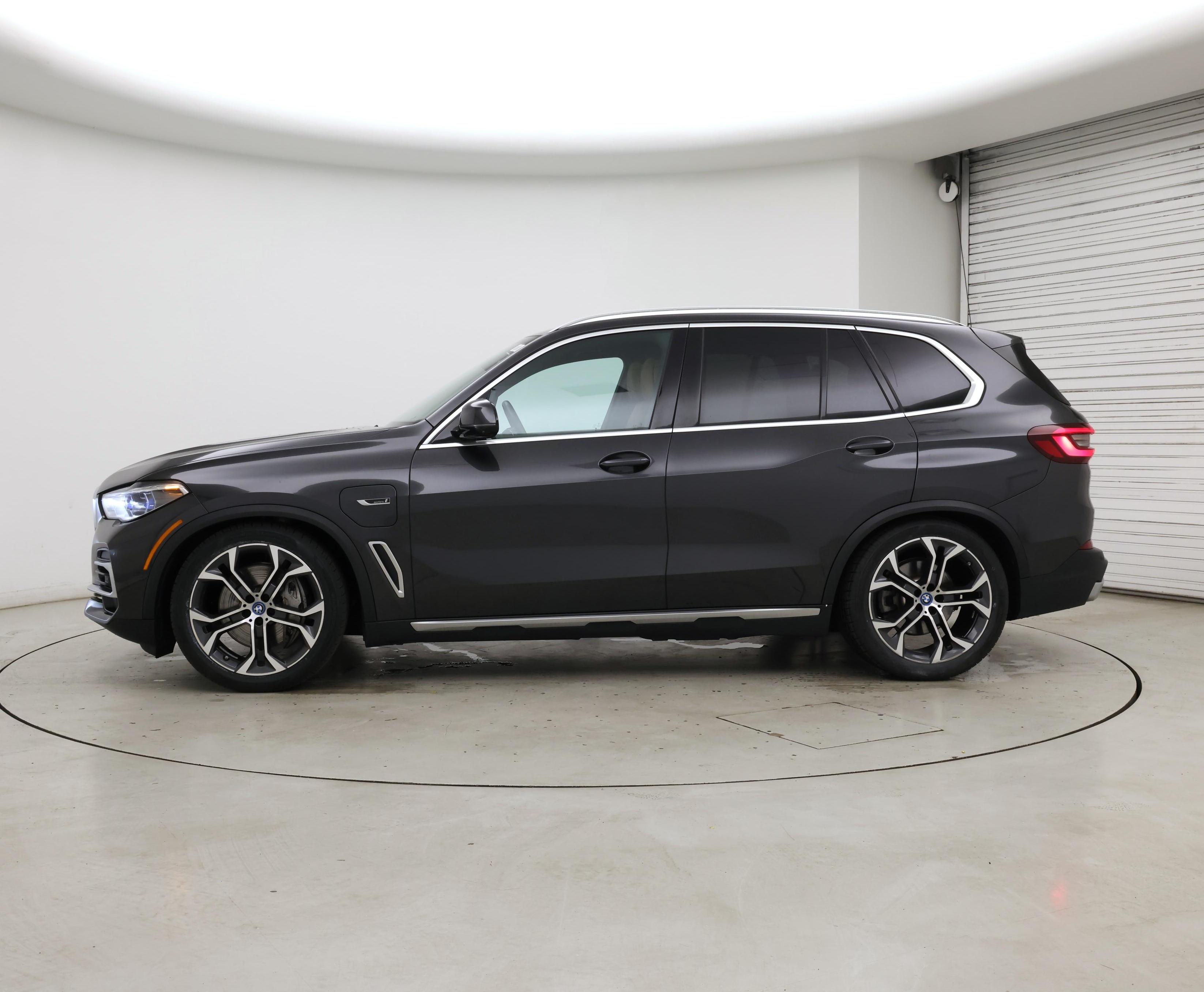 Thumbnail: 2023 BMW X5 - 3