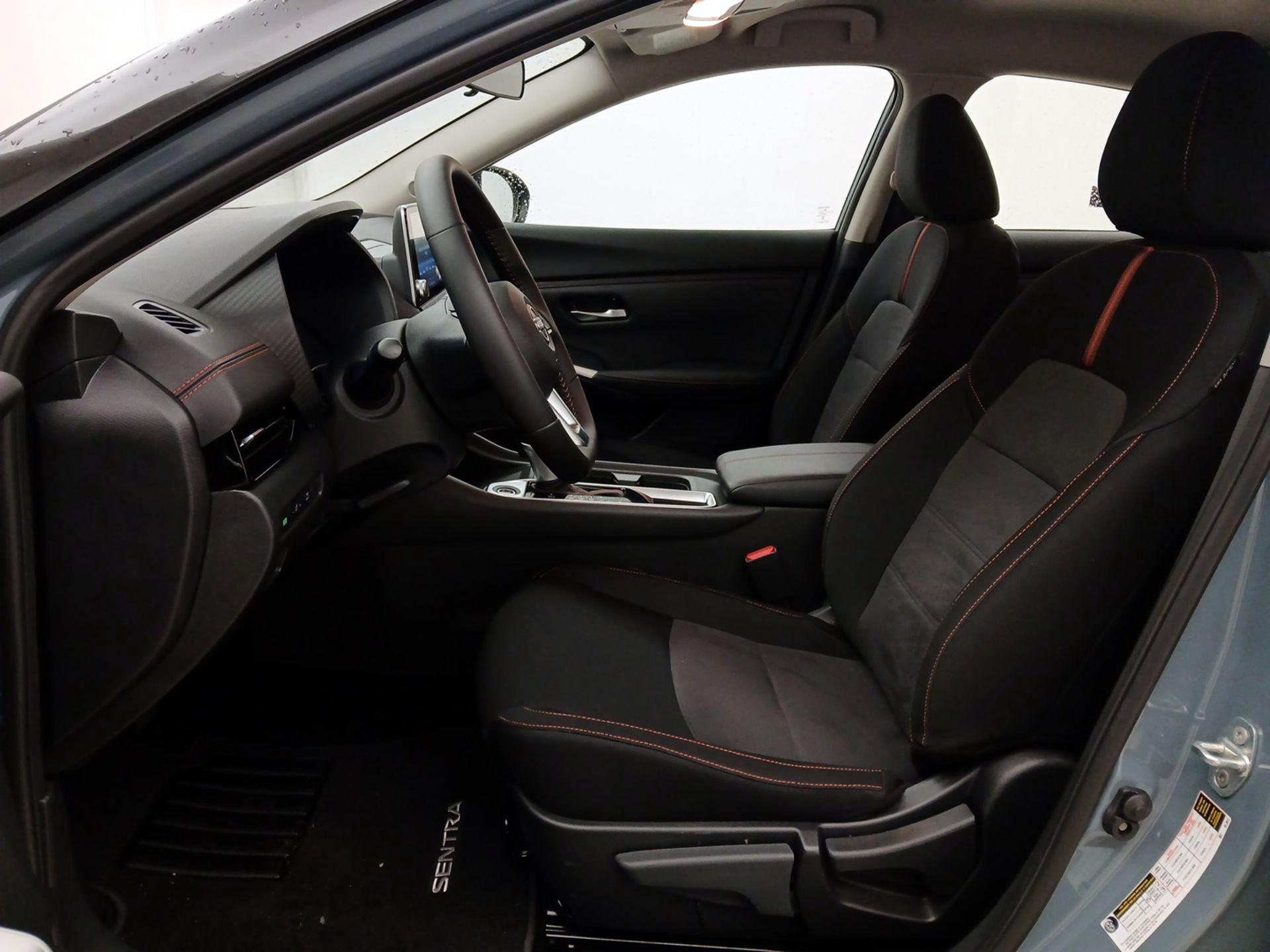 Thumbnail: 2025 Nissan Sentra - 11