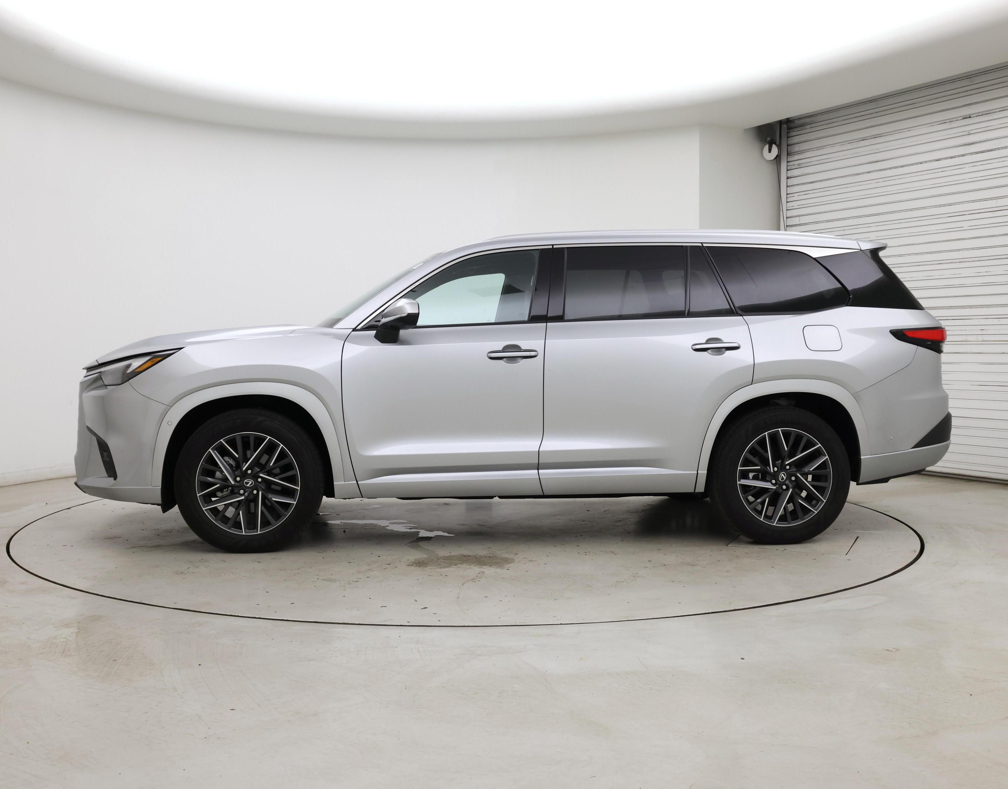 Thumbnail: 2026 Lexus TX - 3