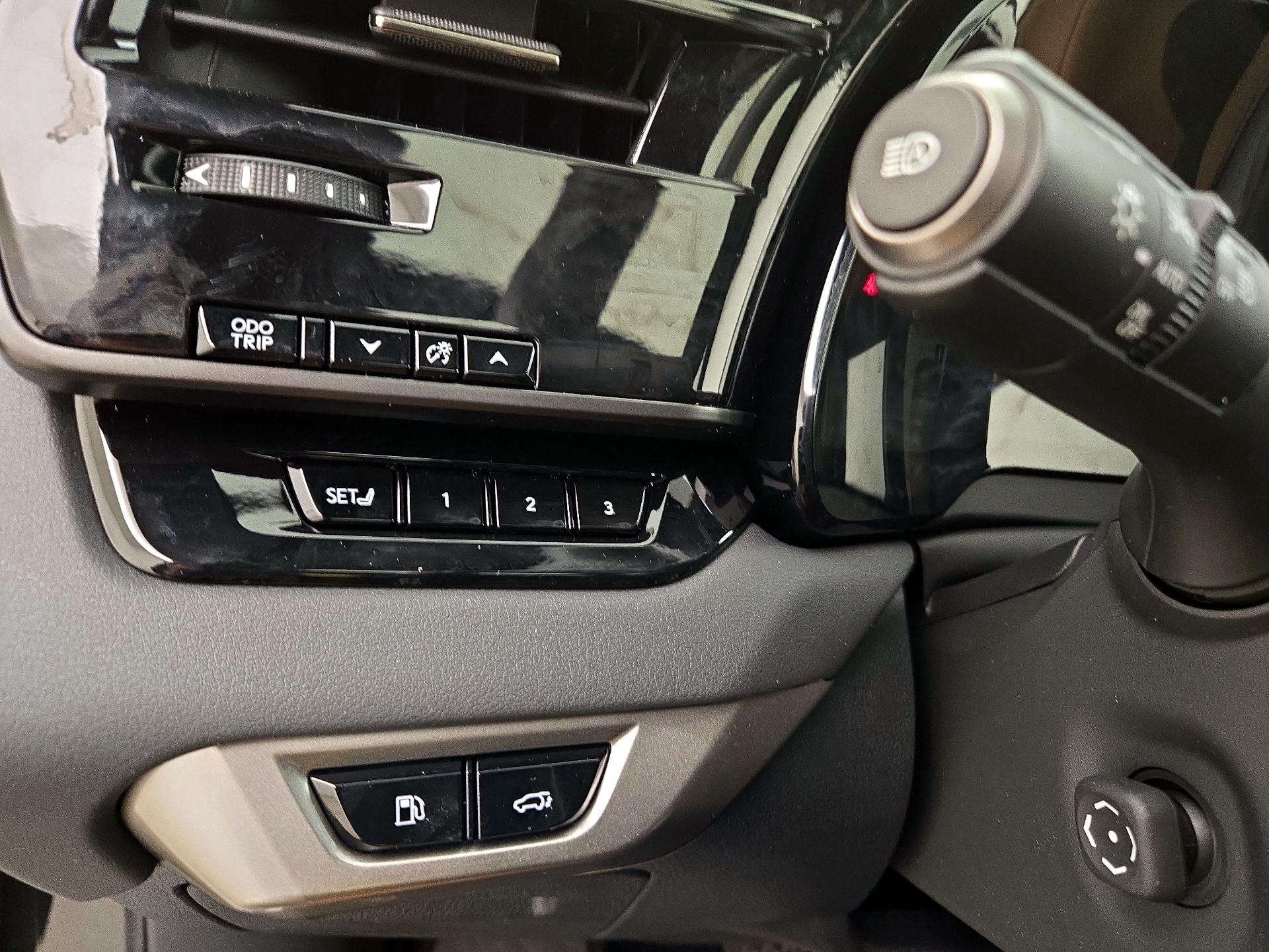 Thumbnail: 2023 Lexus RX - 13