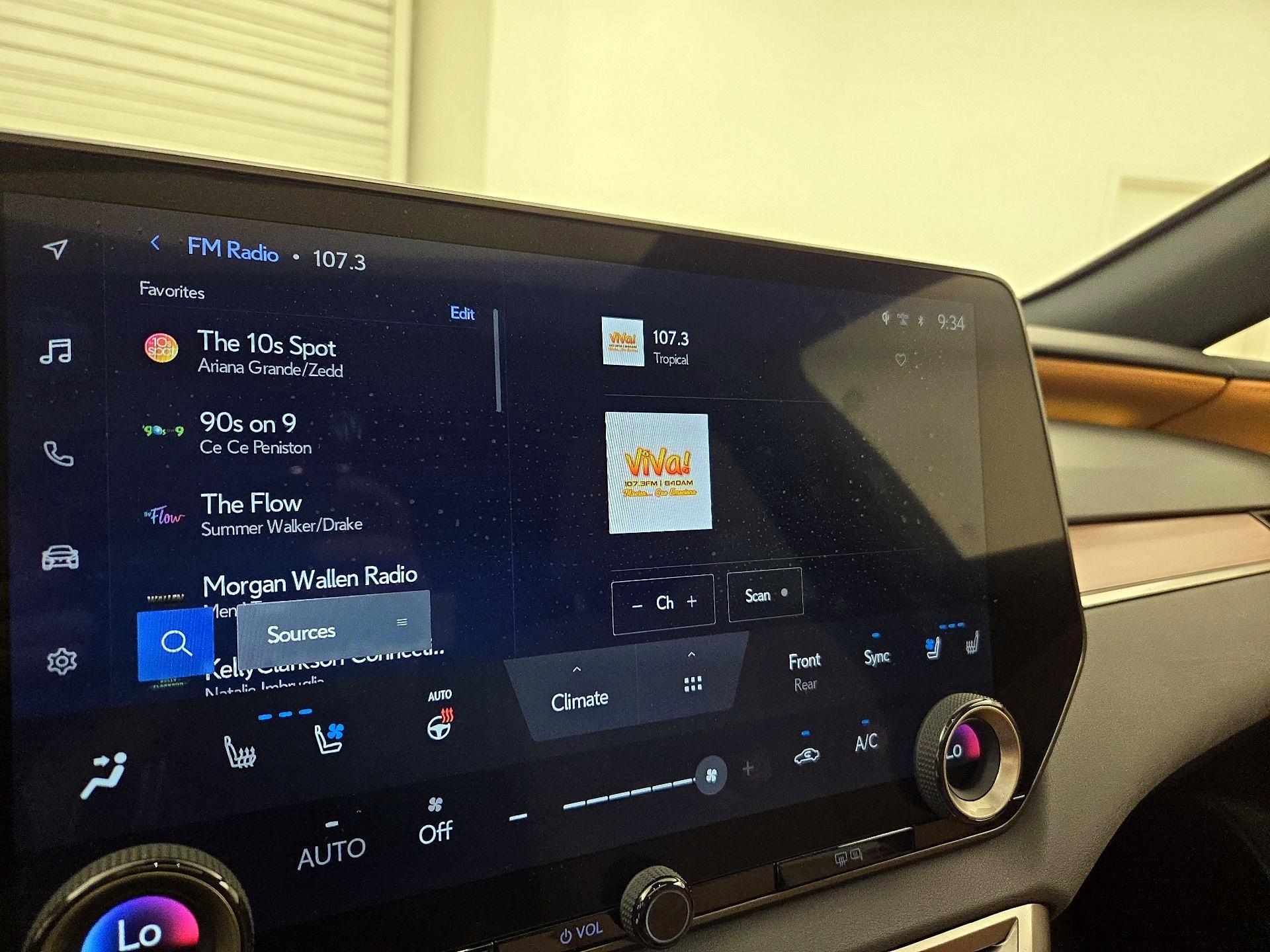 Thumbnail: 2023 Lexus RX - 15