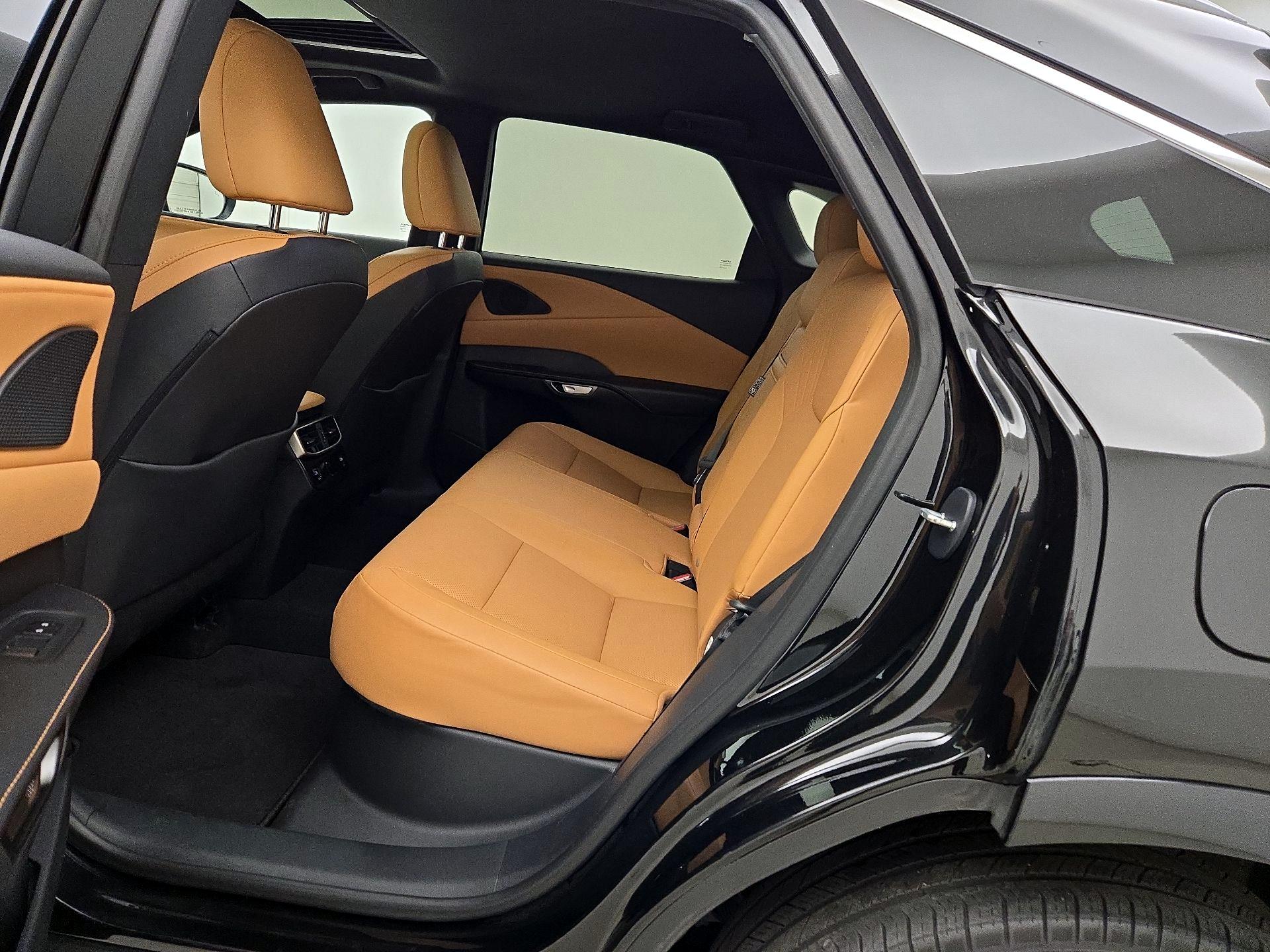 Thumbnail: 2023 Lexus RX - 20