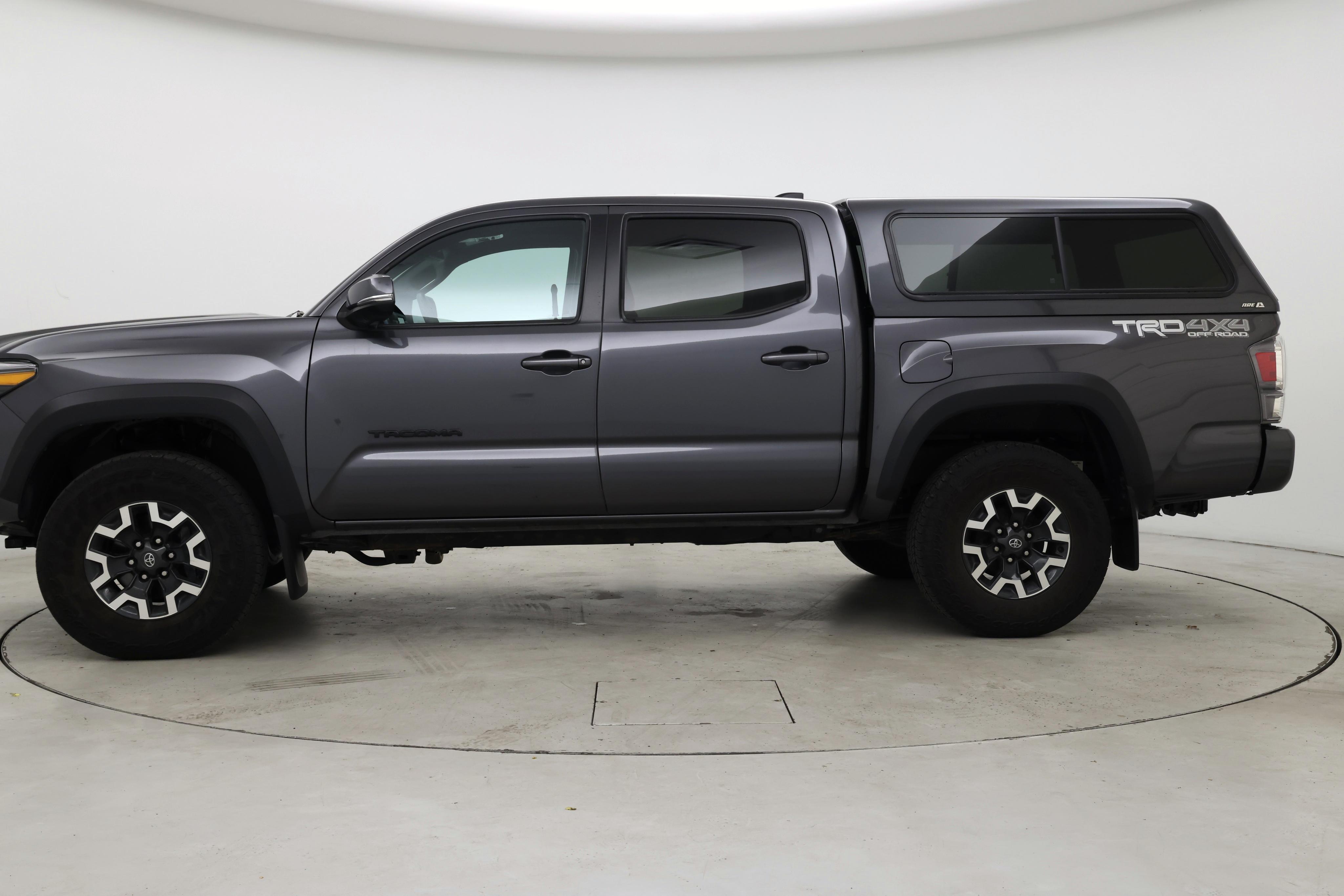 Thumbnail: 2022 Toyota Tacoma - 3