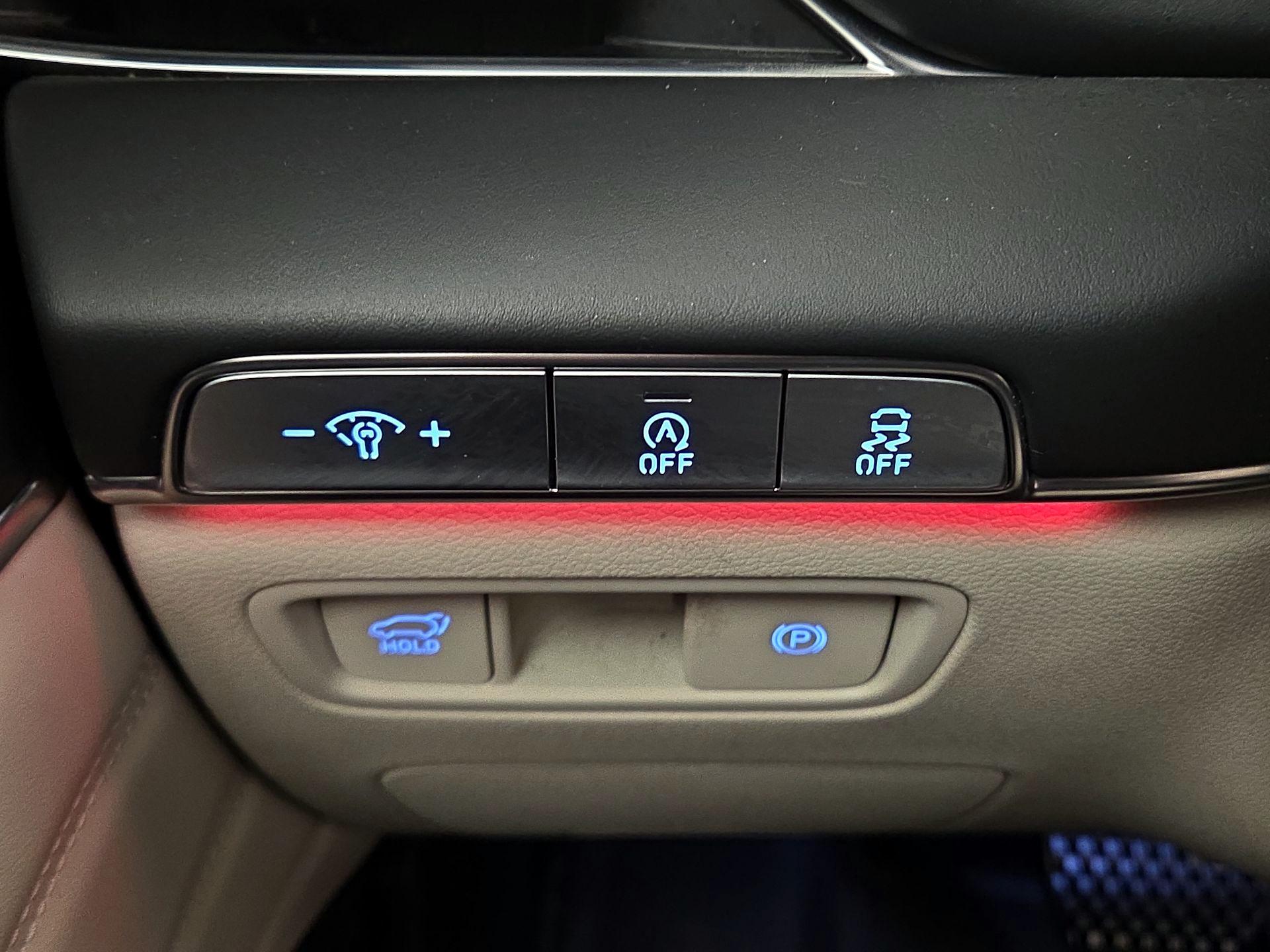 Thumbnail: 2023 Genesis GV80 - 13