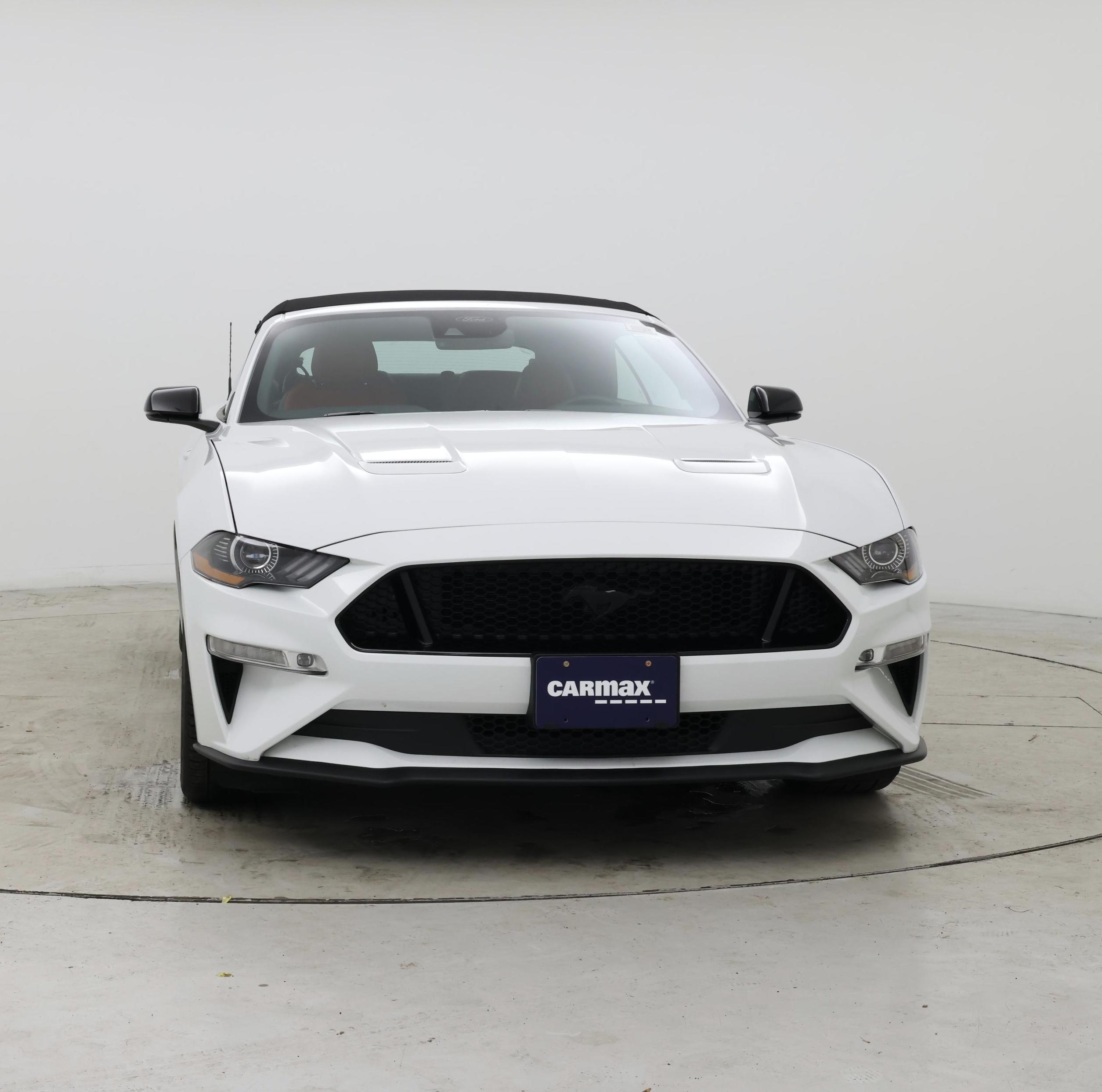Thumbnail: 2022 Ford Mustang - 5