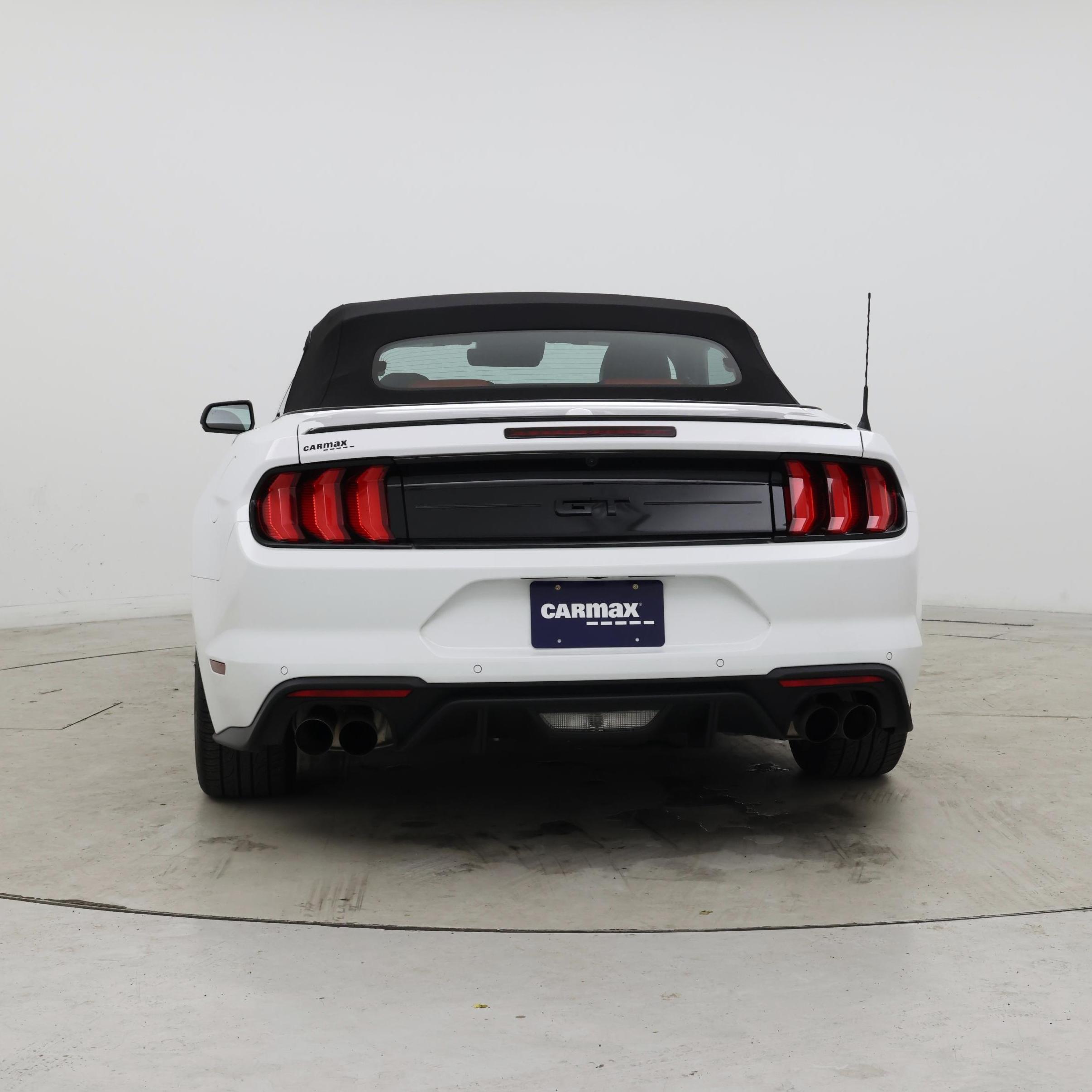 Thumbnail: 2022 Ford Mustang - 6