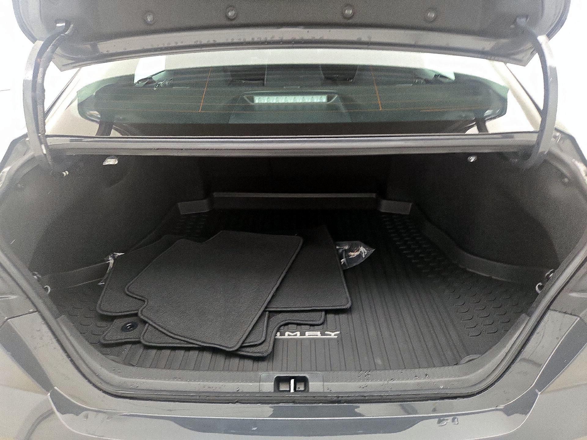 Thumbnail: 2026 Toyota Camry - 20