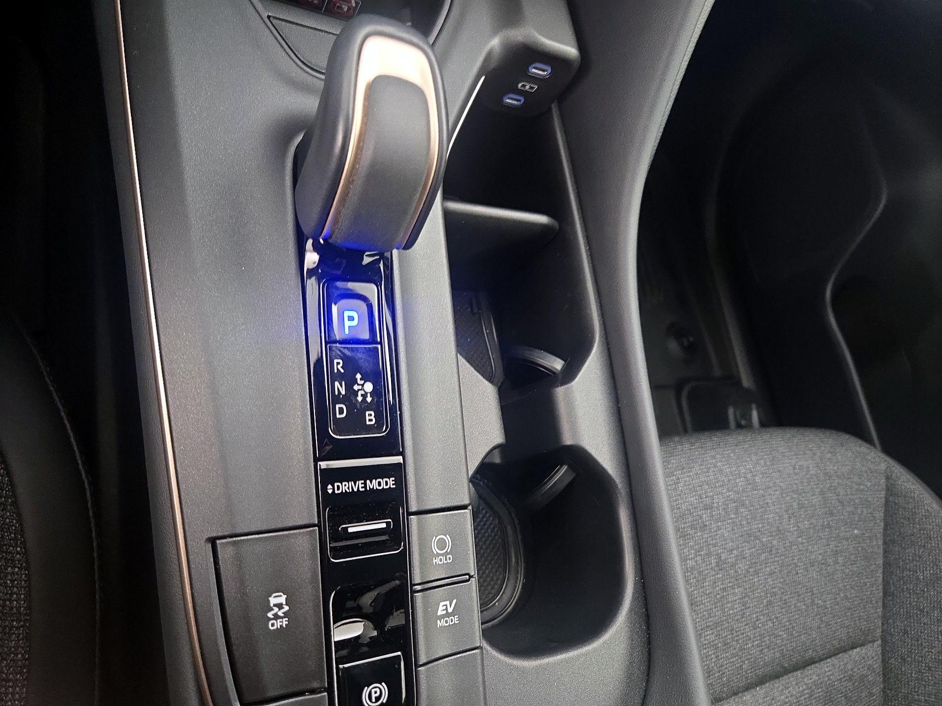 Thumbnail: 2023 Toyota Crown - 17