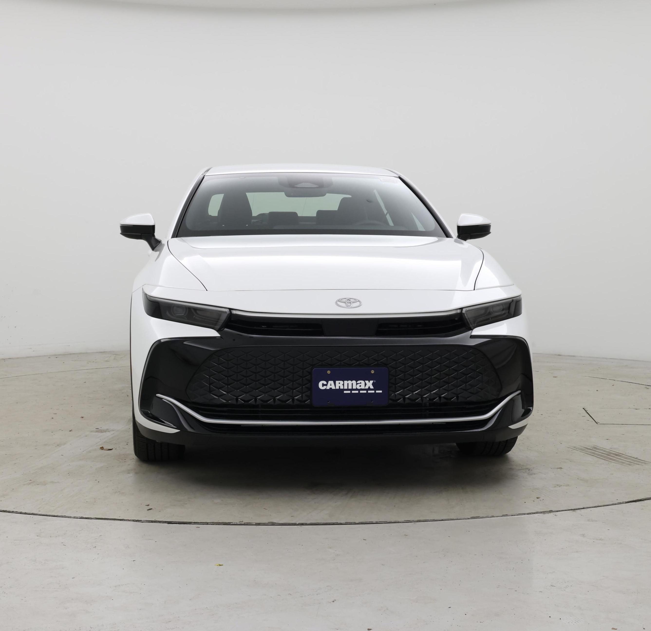 Thumbnail: 2023 Toyota Crown - 5