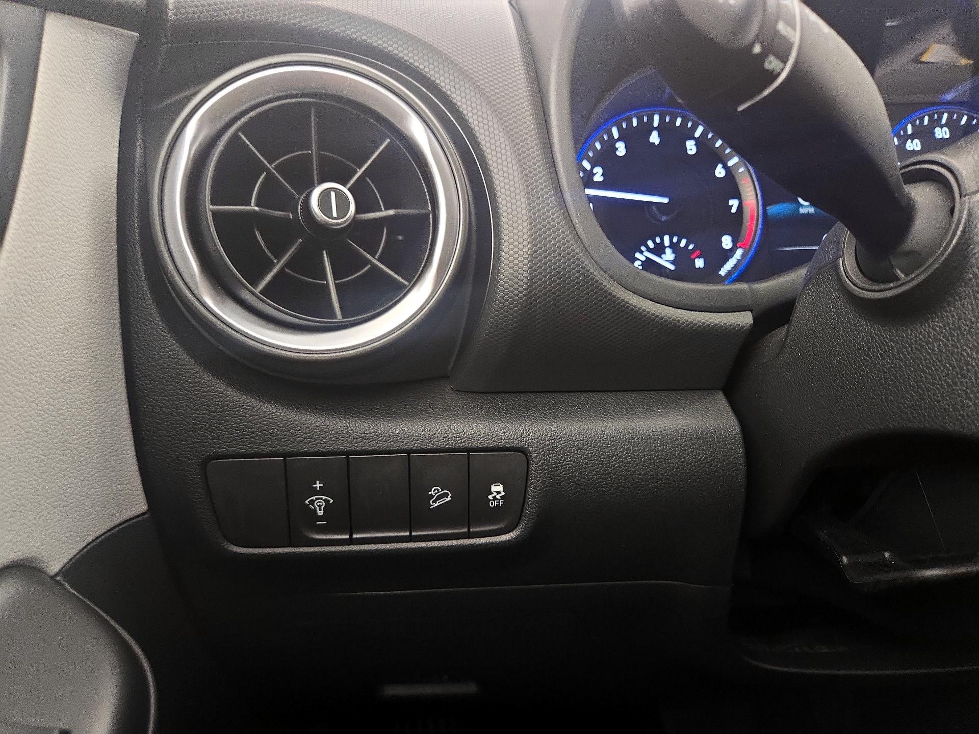 Thumbnail: 2022 Hyundai Kona - 13