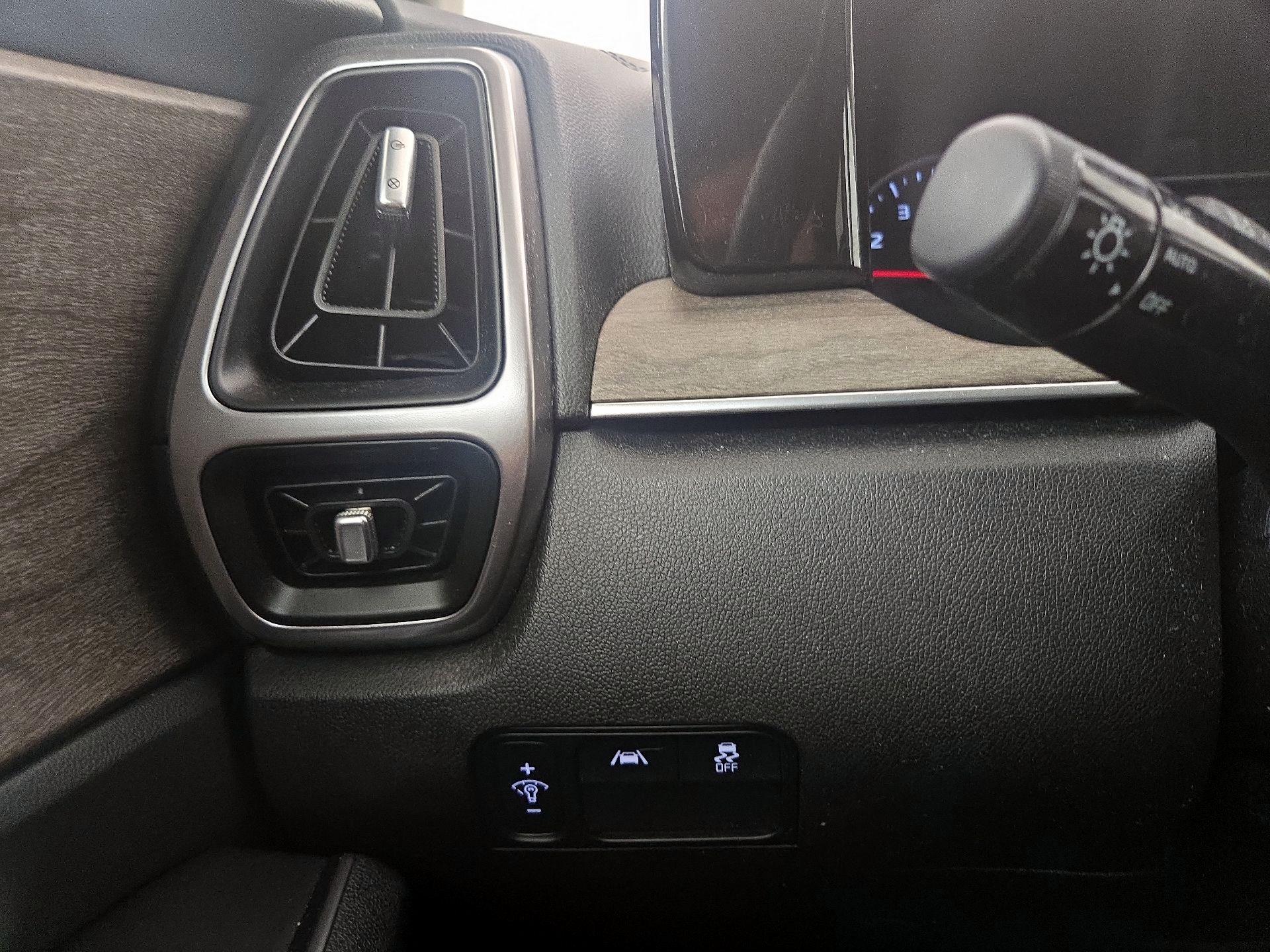 Thumbnail: 2022 Kia Sorento - 13