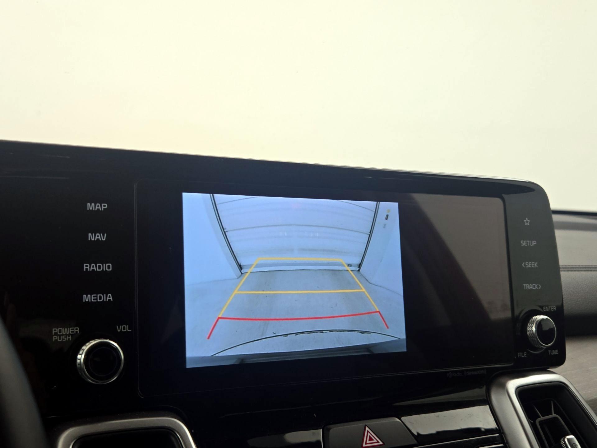 Thumbnail: 2022 Kia Sorento - 14