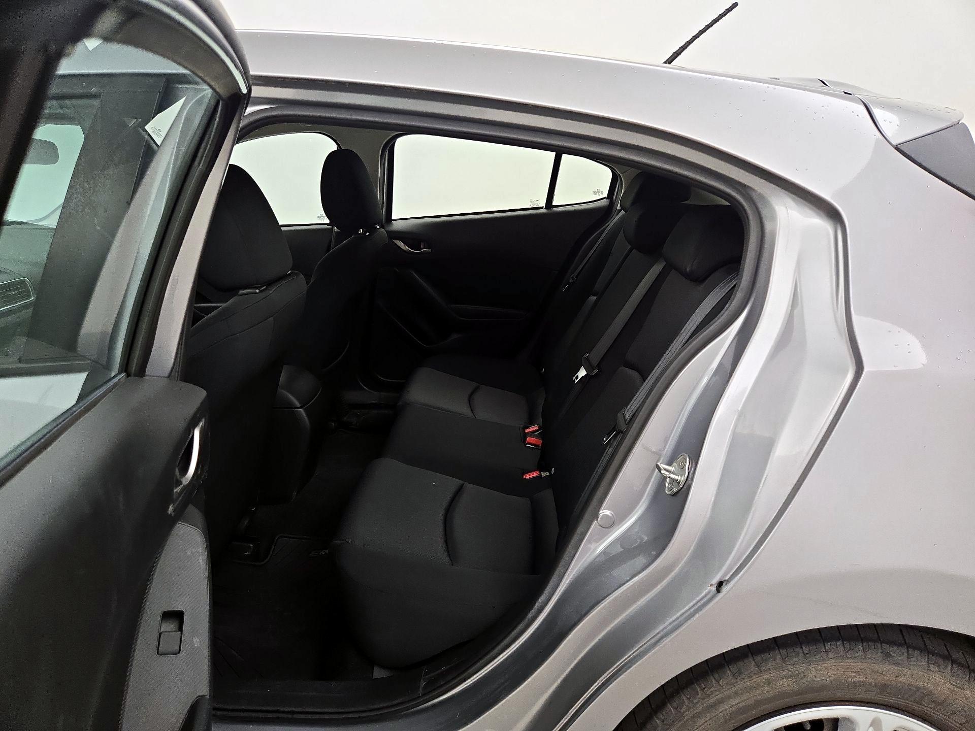 Thumbnail: 2014 Mazda Mazda3 - 18